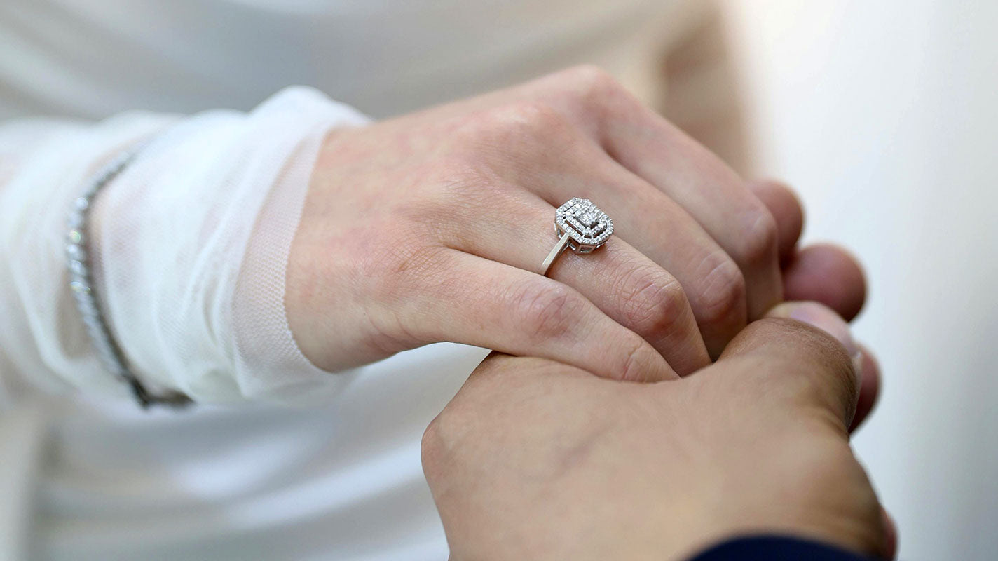 Why You Should Choose a Multi-Stone Engagement Ring: A Complete Guide