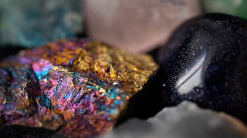 The Rise of Rare Colored Gemstones Amid the Lab-Grown Diamond Surge in 2026