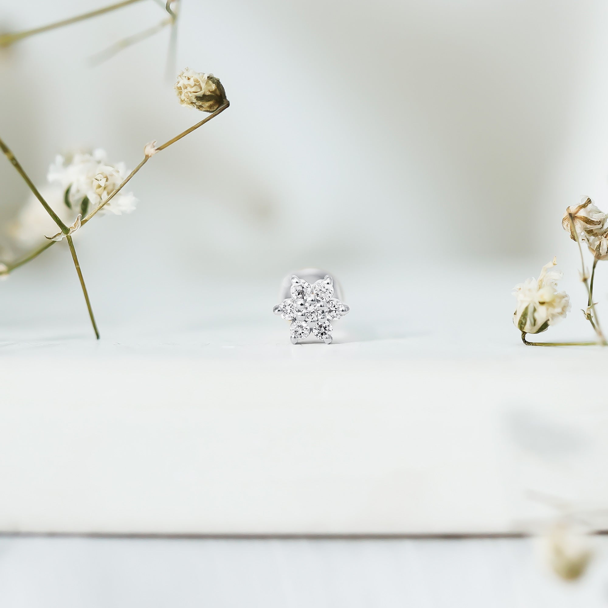 Simple Diamond Flower Cartilage Earring Natural - ( HI-SI ) - Rosec Jewels