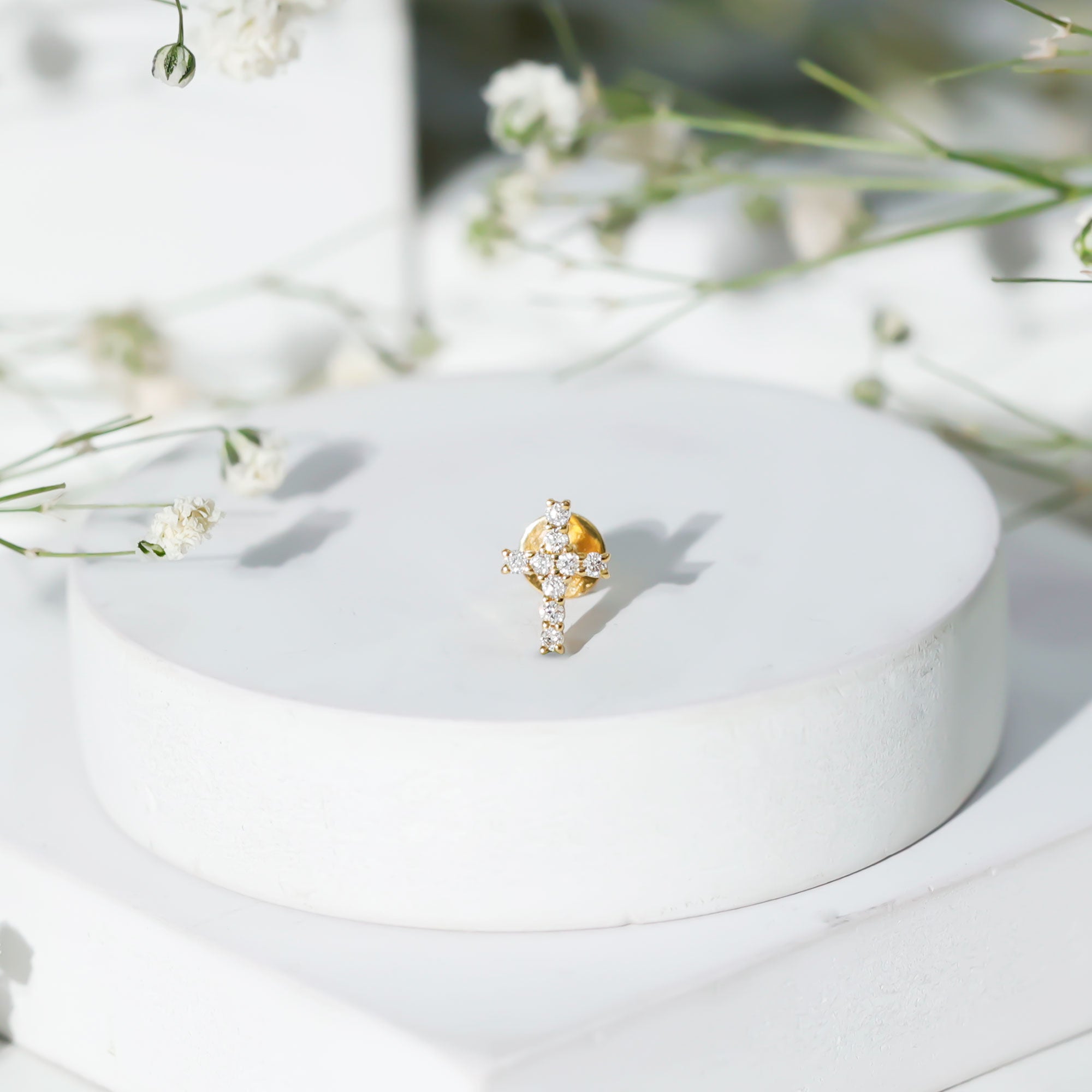 Minimalist Diamond Cross Cartilage Earring Natural - ( HI-SI ) - Rosec Jewels