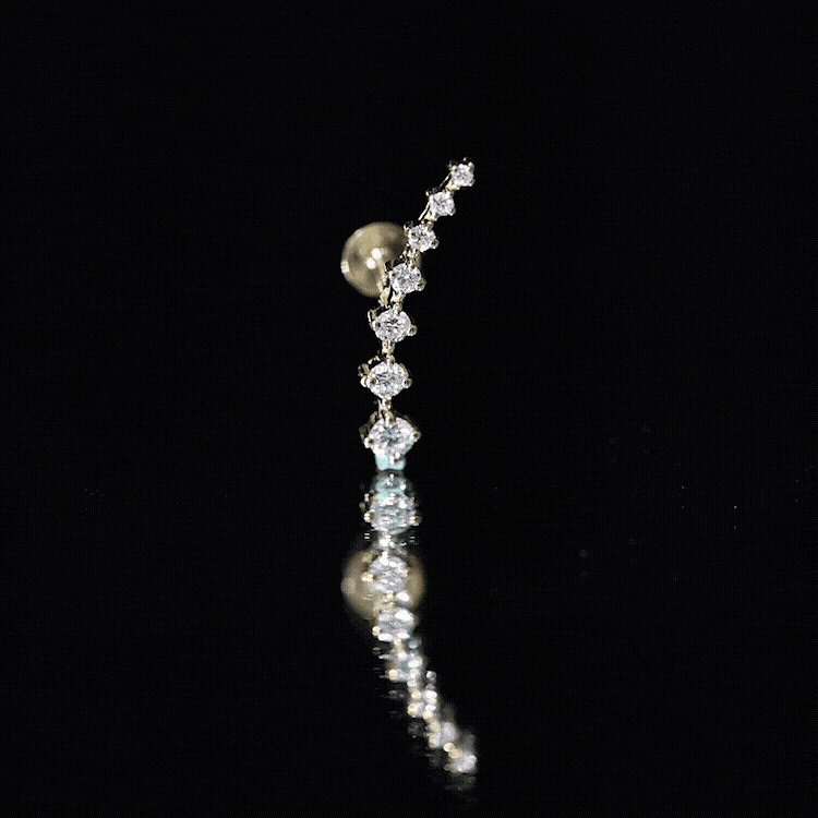 Graduated Style Moissanite Ear Crawler Earring for Helix Piercing D-VS1 - Rosec Jewels