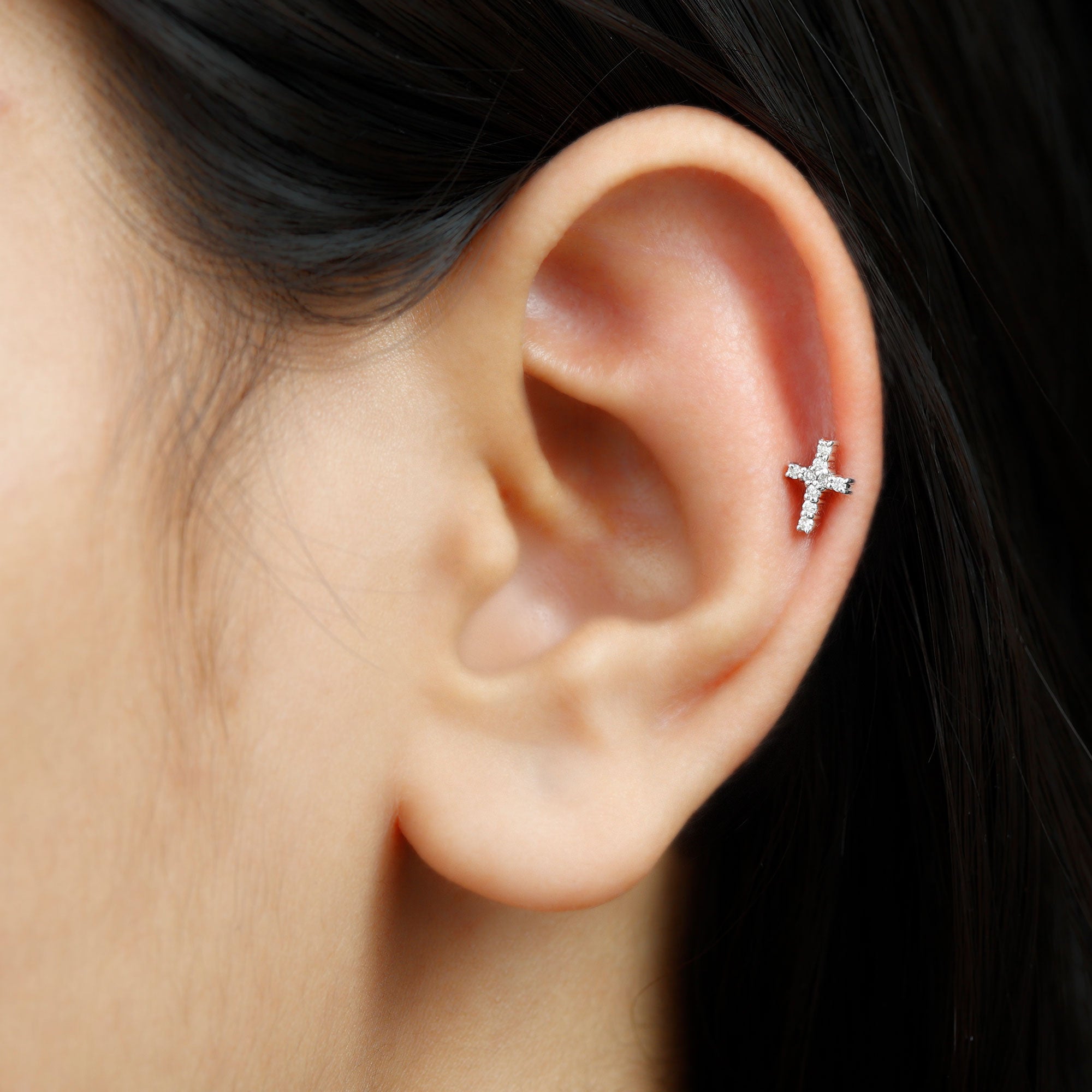 Minimalist Moissanite Cross Cartilage Earring D-VS1 - Rosec Jewels