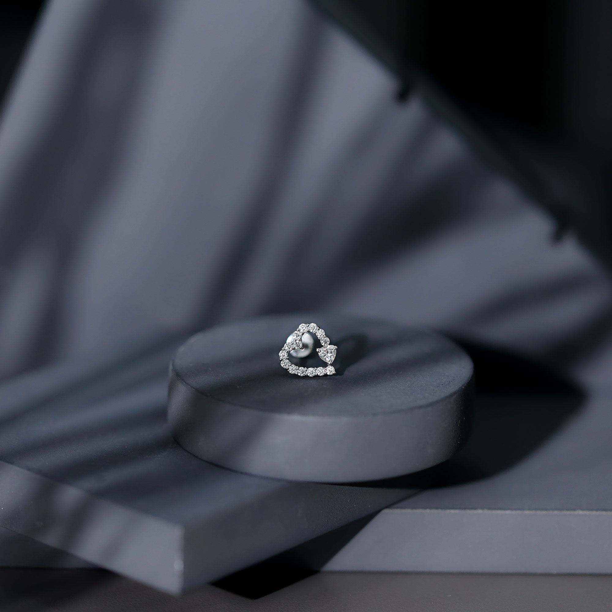 Certified Moissanite Heart Cartilage Earring D-VS1 - Rosec Jewels