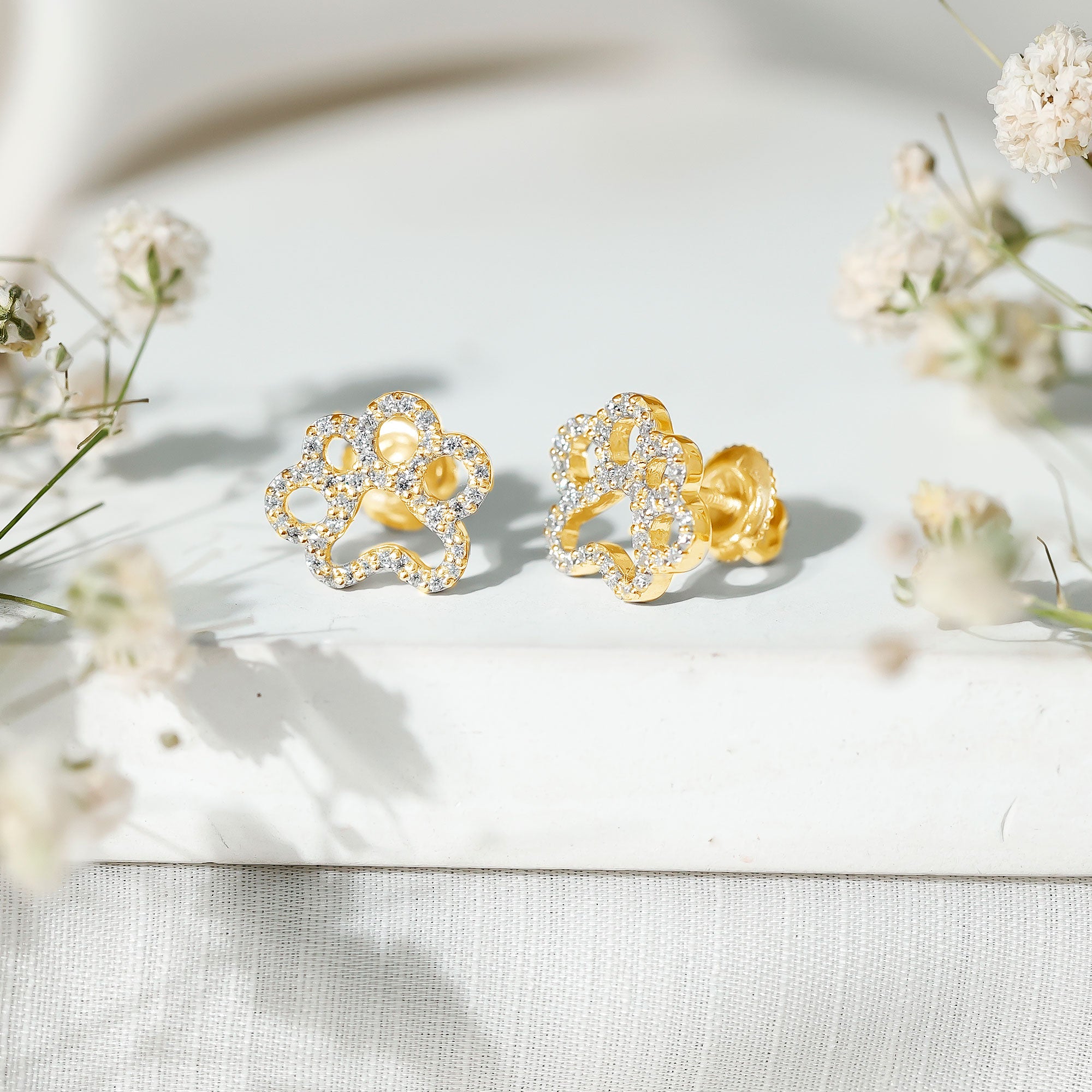 Moissanite Paw Print Earrings With Certificate D-VS1 - Rosec Jewels