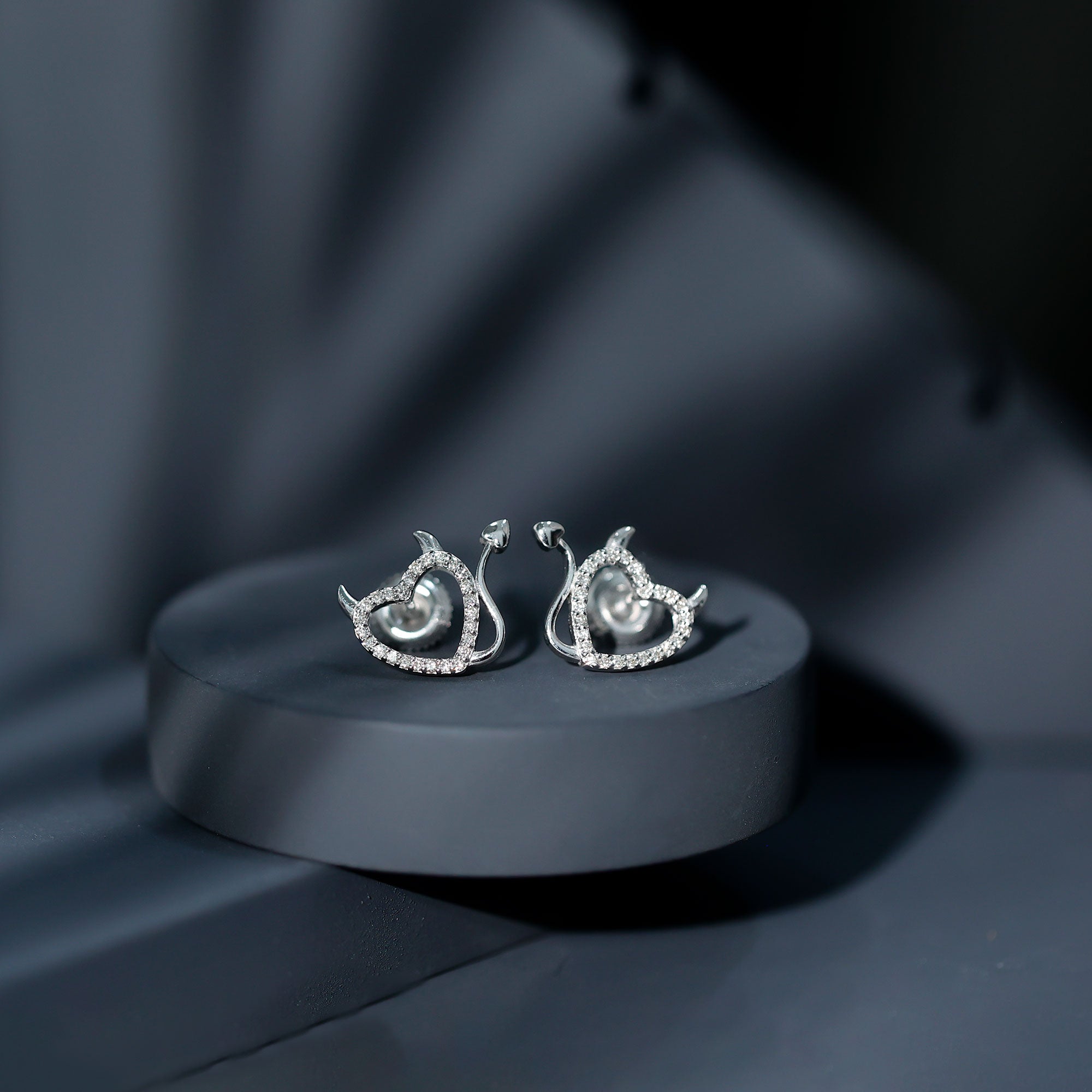Round Diamond Devil Heart Earrings Natural - ( HI-SI ) - Rosec Jewels