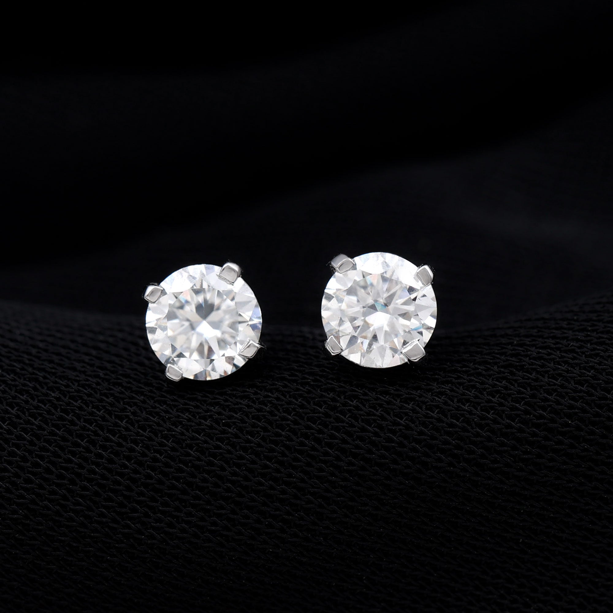 5 MM Round Shape Solitaire Moissanite Stud Earrings D-VS1 - Rosec Jewels