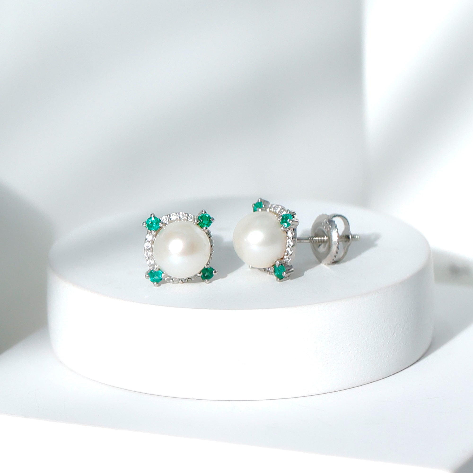 6 Carat Freshwater Pearl Bridal Stud Earrings with Emerald AAA - Rosec Jewels