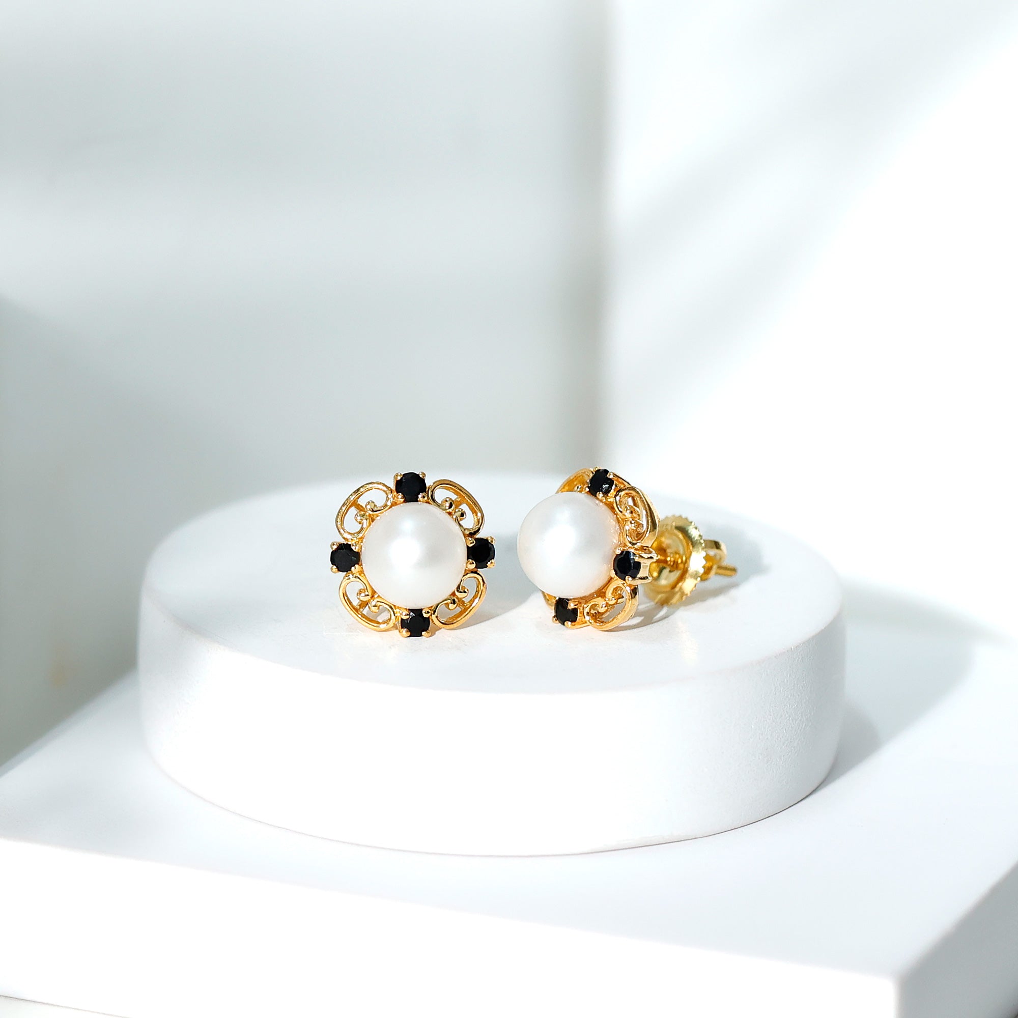 Vintage Style Freshwater Pearl and Black Onyx Stud Earrings AAA - Rosec Jewels