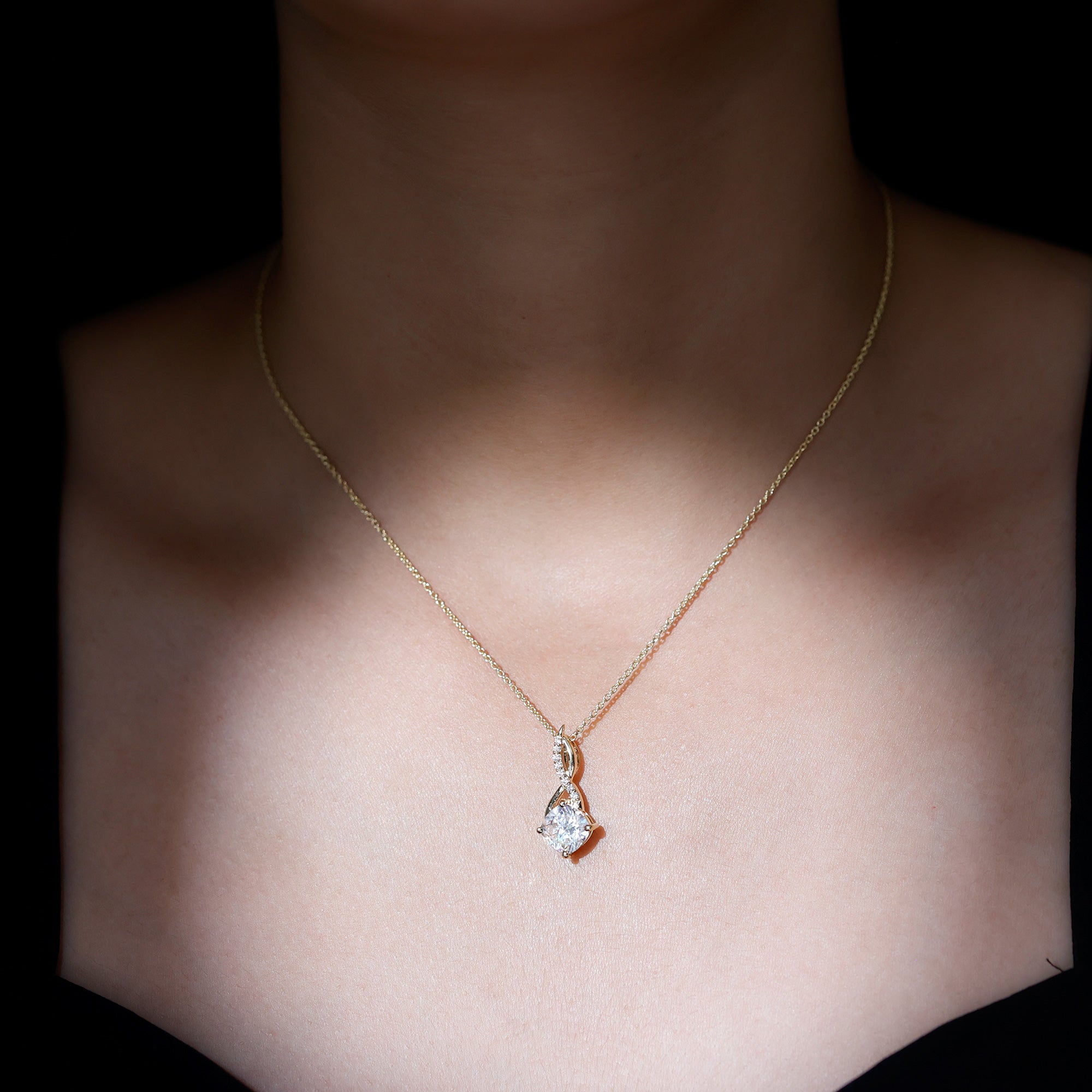 Cushion Cut Moissanite Infinity Promise Necklace With Chain D-VS1 - Rosec Jewels