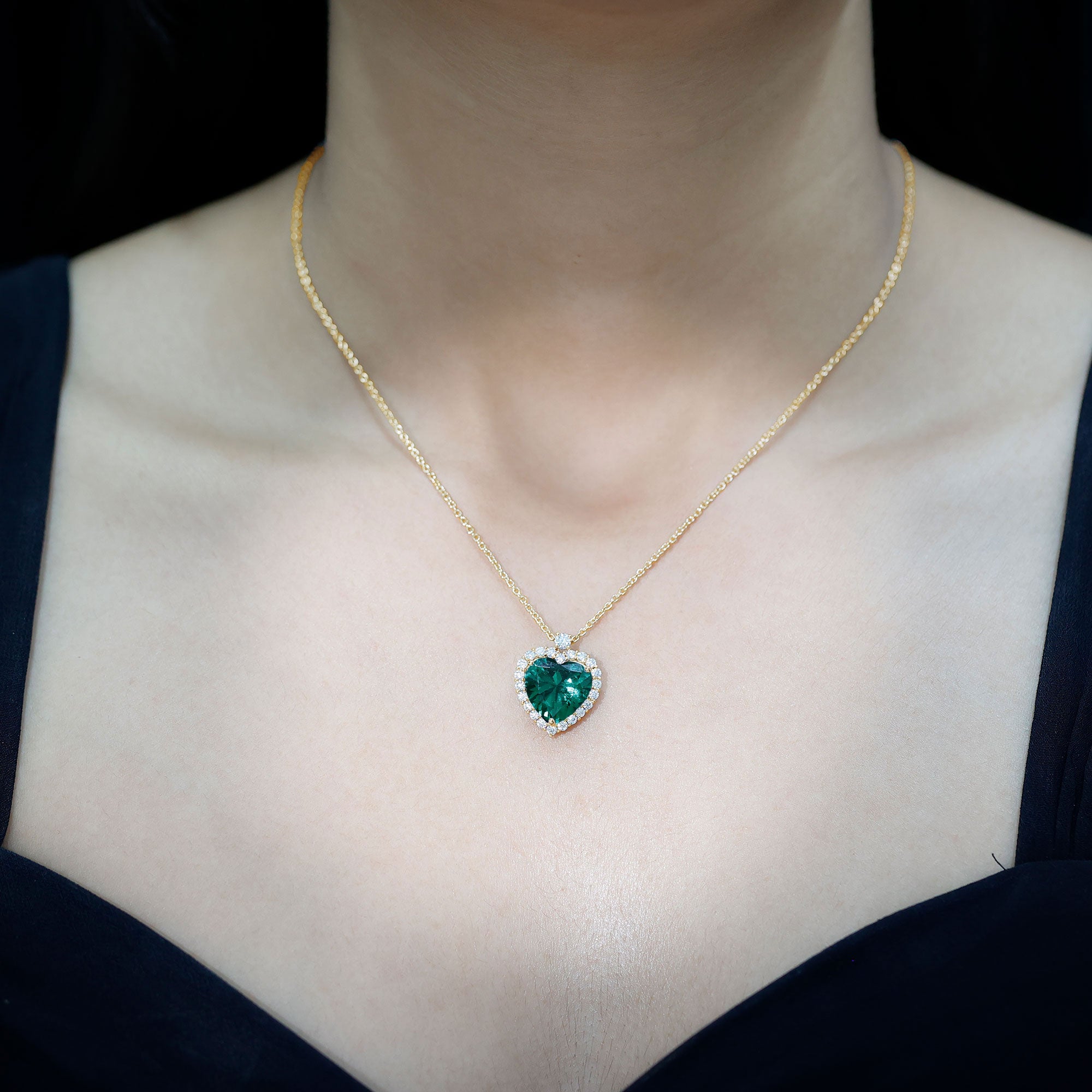 Lab Created 5.6 Carat Emerald Moissanite Heart Pendant Necklace AAAA - Rosec Jewels
