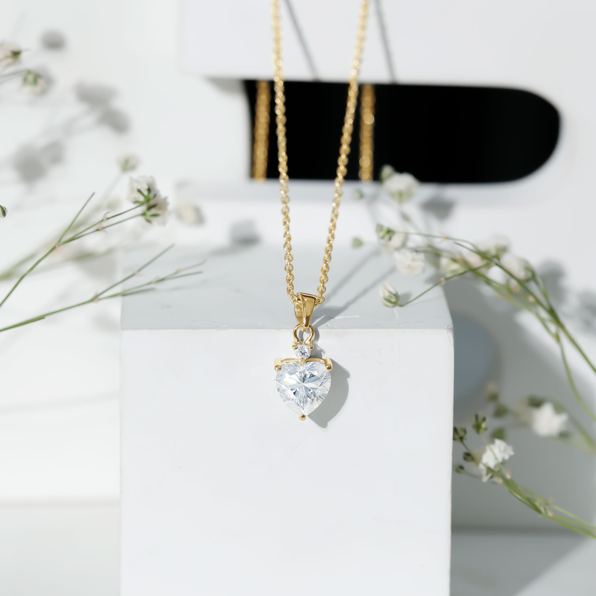 Certified 2 Carat Moissanite Solitaire Heart Necklace D-VS1 - Rosec Jewels