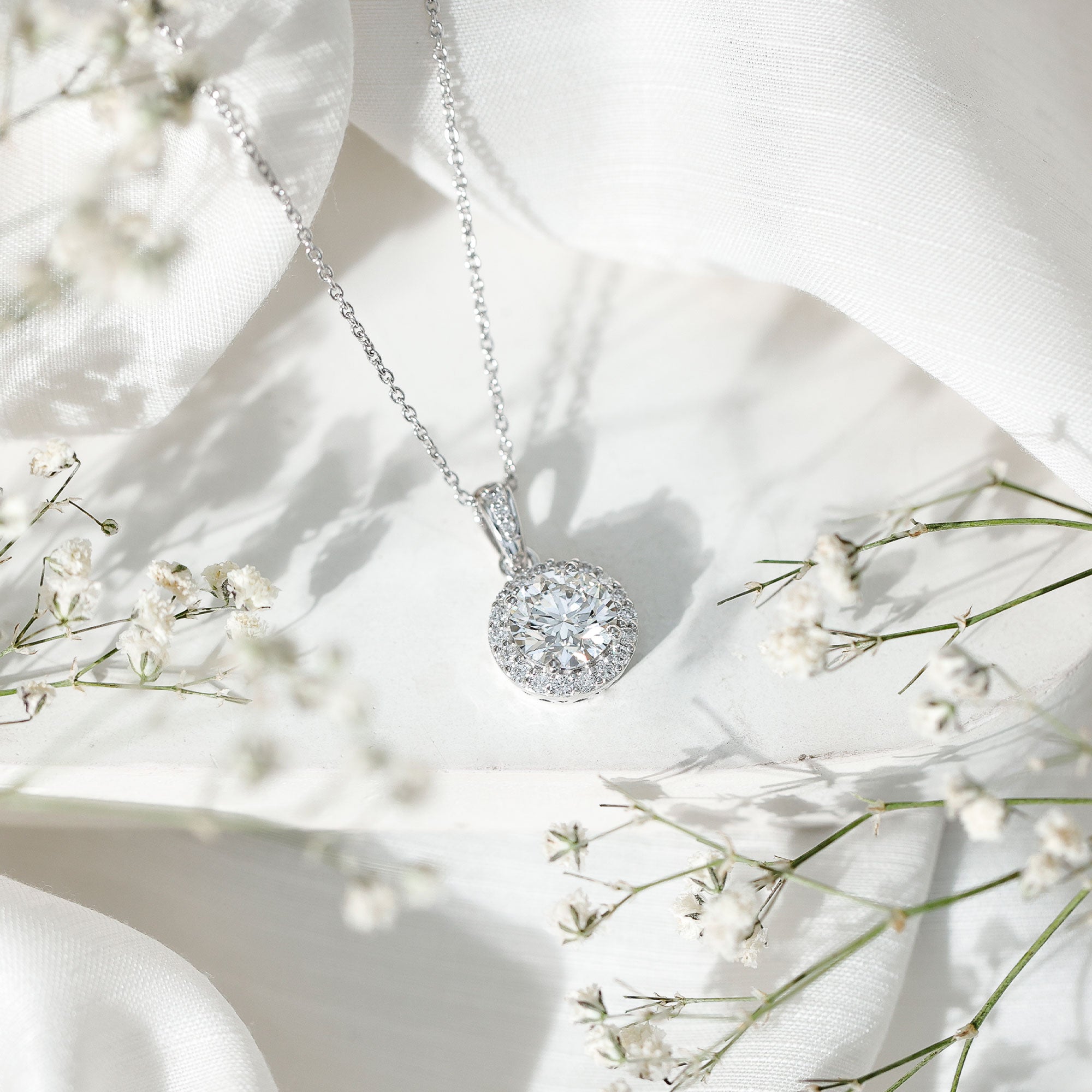 Round Cubic Zirconia Classic Halo Pendant AAAAA - Rosec Jewels