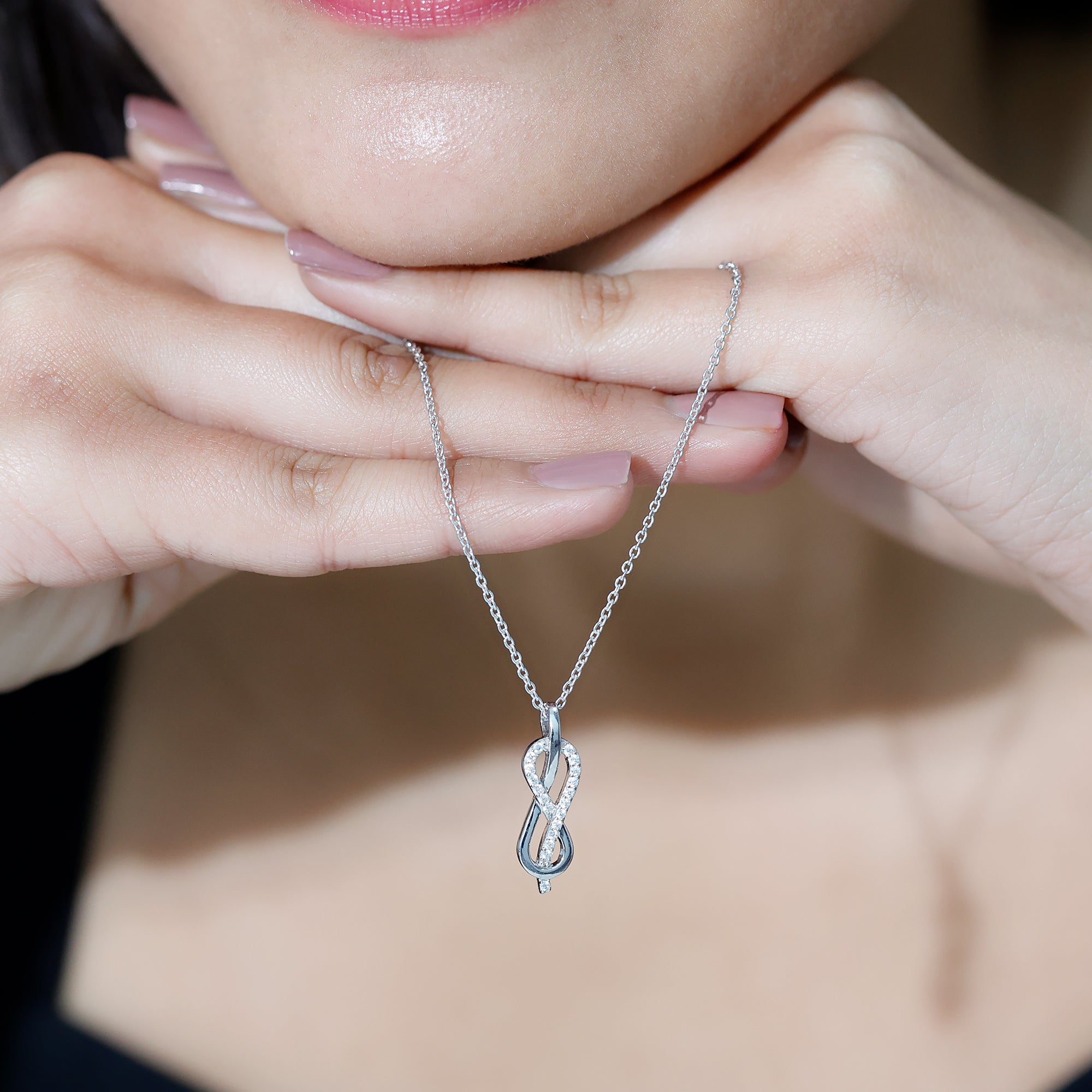 Minimal Moissanite Infinity Knot Pendant Necklace D-VS1 - Rosec Jewels