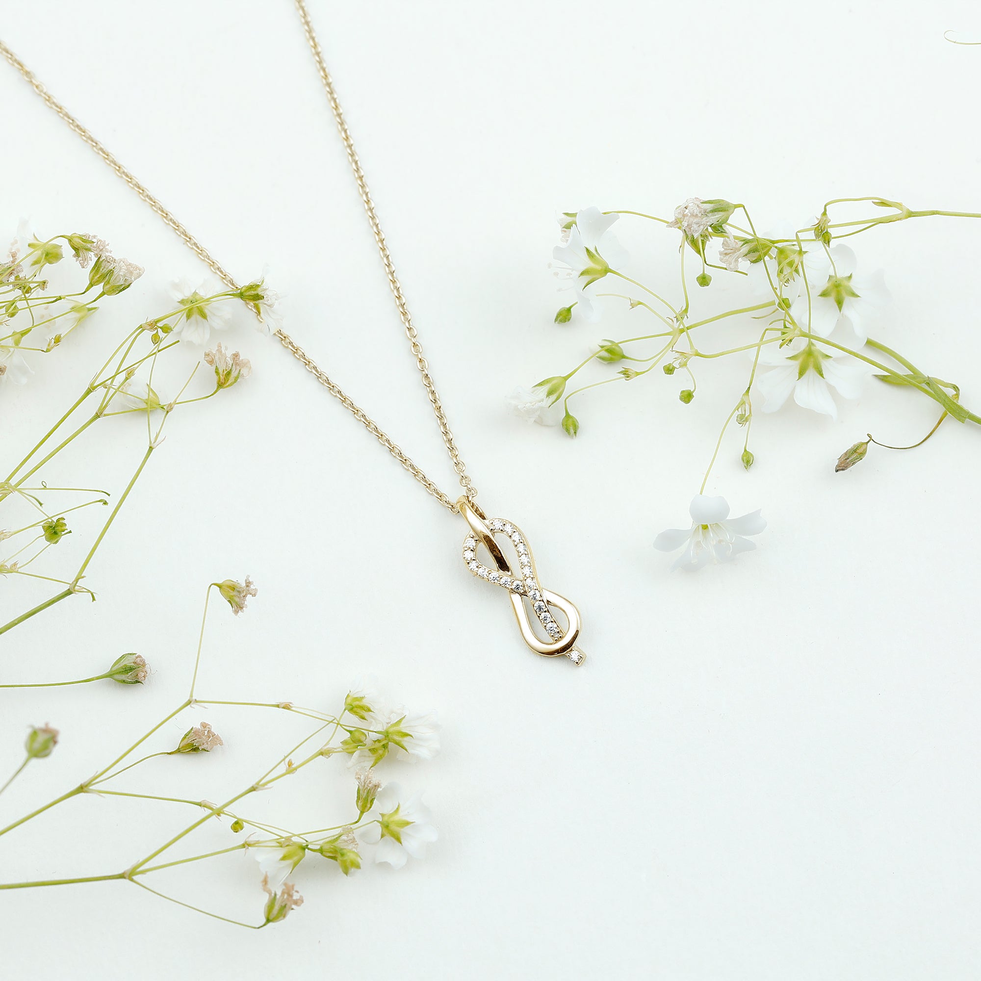Minimal Moissanite Infinity Knot Pendant Necklace D-VS1 - Rosec Jewels