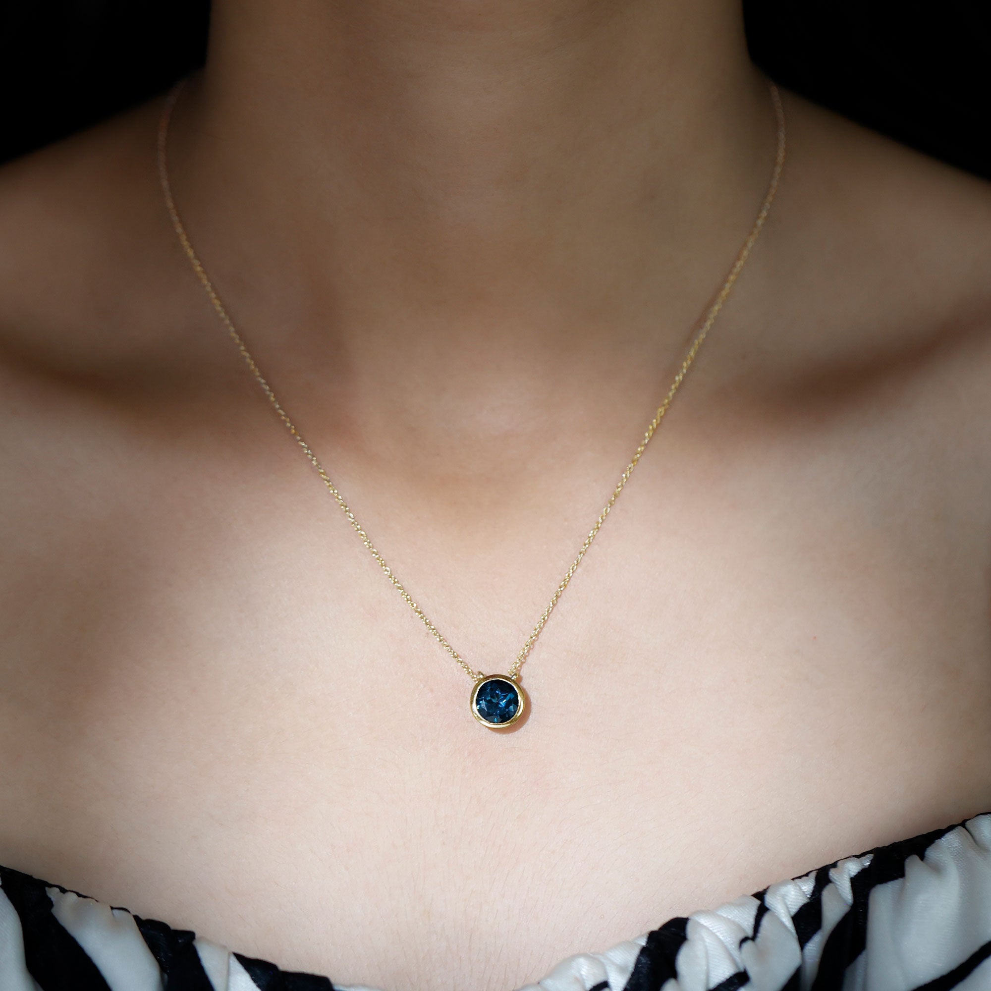 2 Carat Solitaire London Blue Topaz Chain Necklace in Bezel Setting AAA - Rosec Jewels