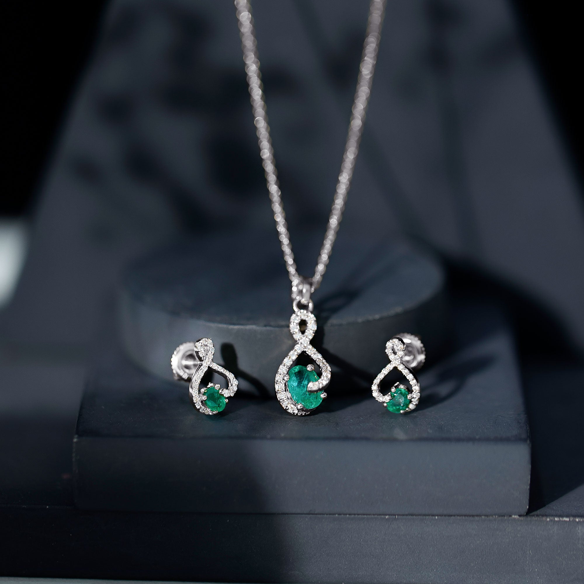 Natural Emerald and Diamond Wedding Jewelry Set AAA - Rosec Jewels