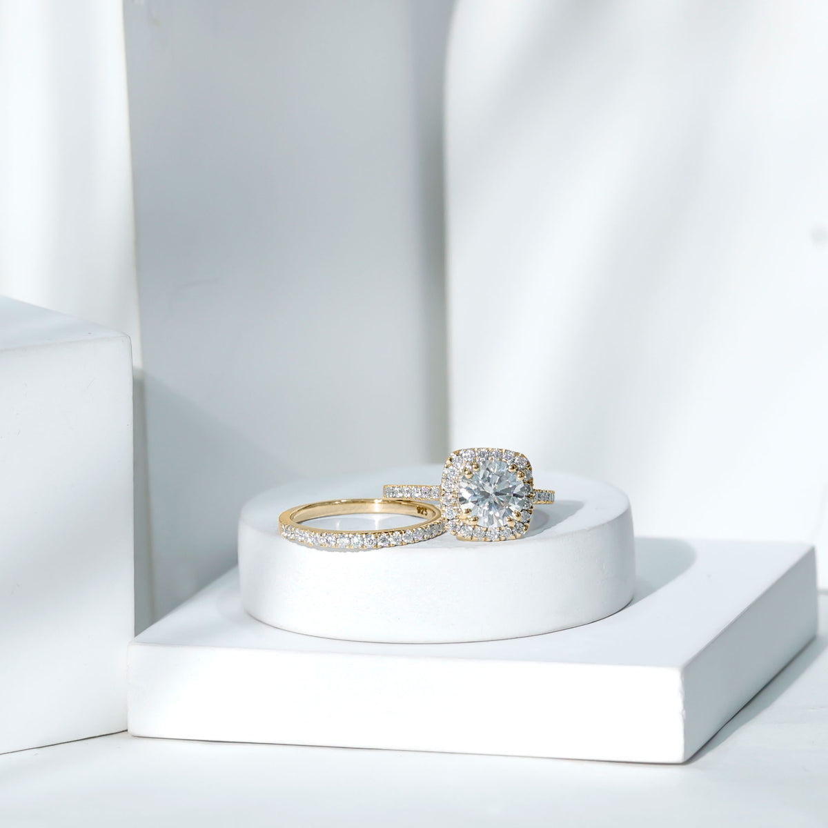 Round Certified Moissanite Wedding Ring Set with Halo D-VS1 - Rosec Jewels