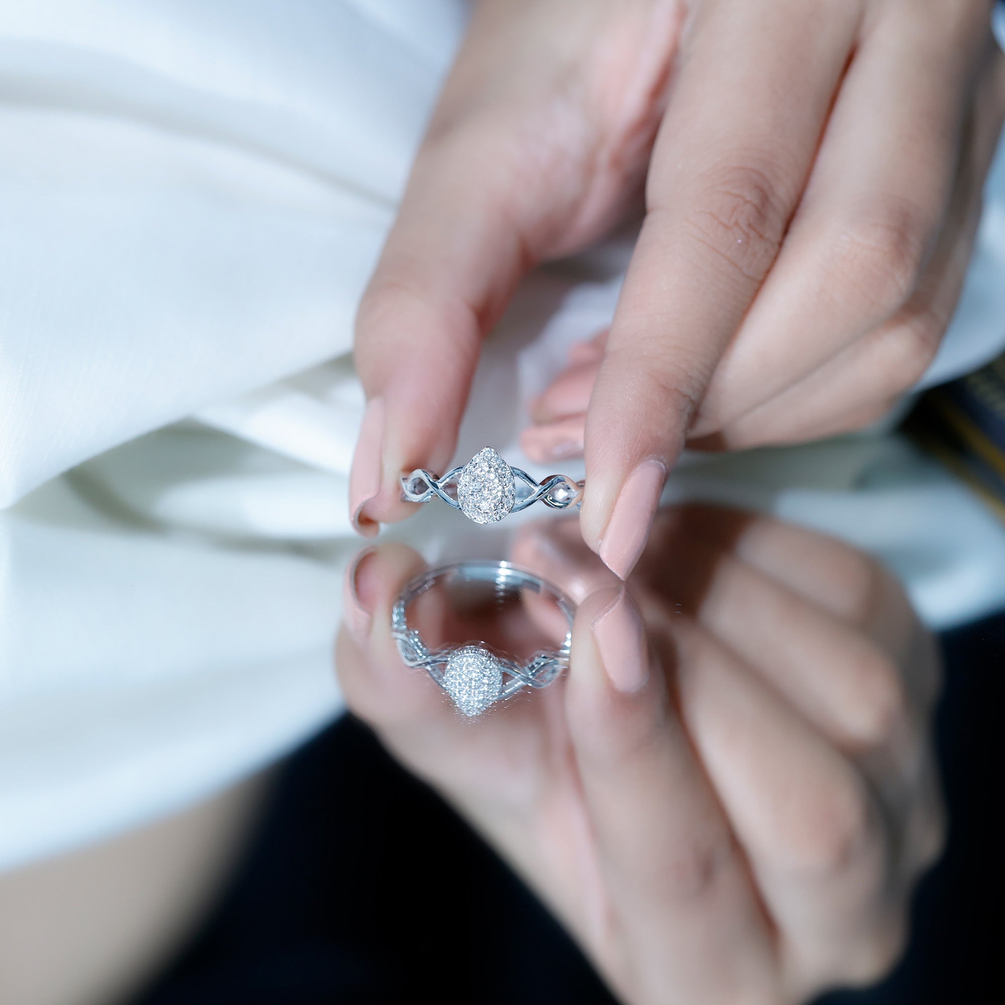 Illusion Set Round Diamond Crossover Engagement Ring Natural - ( HI-SI ) - Rosec Jewels