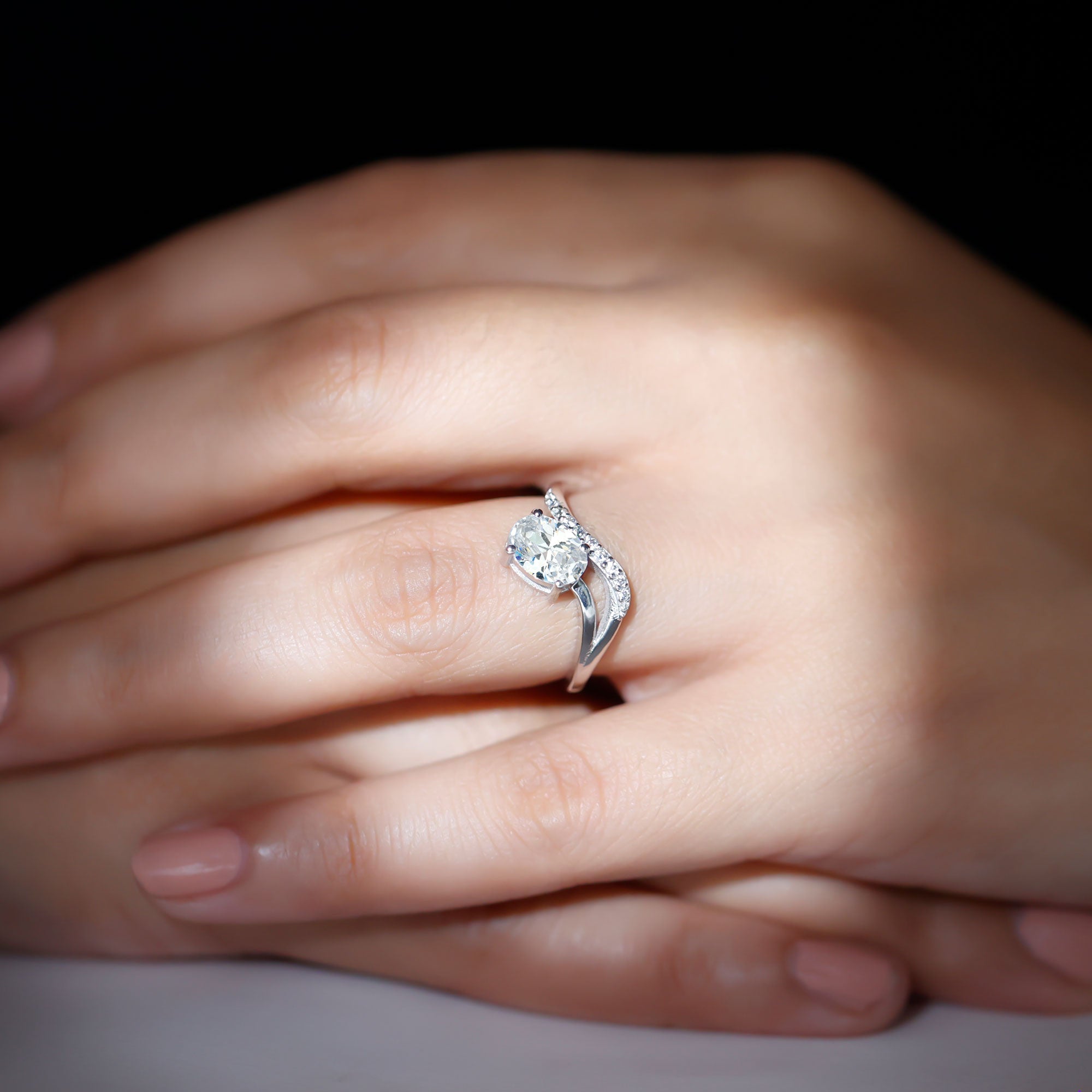 IGI Certified 1 Carat Lab Grown Diamond Oval Engagement Ring For Women Lab - ( E-VS1 ) - Rosec Jewels