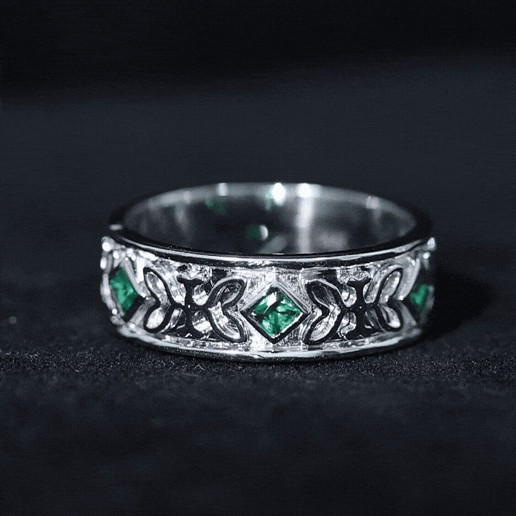 Princess Cut Lab Created Emerald Vintage Inspired Wedding Band AAAA - Rosec Jewels