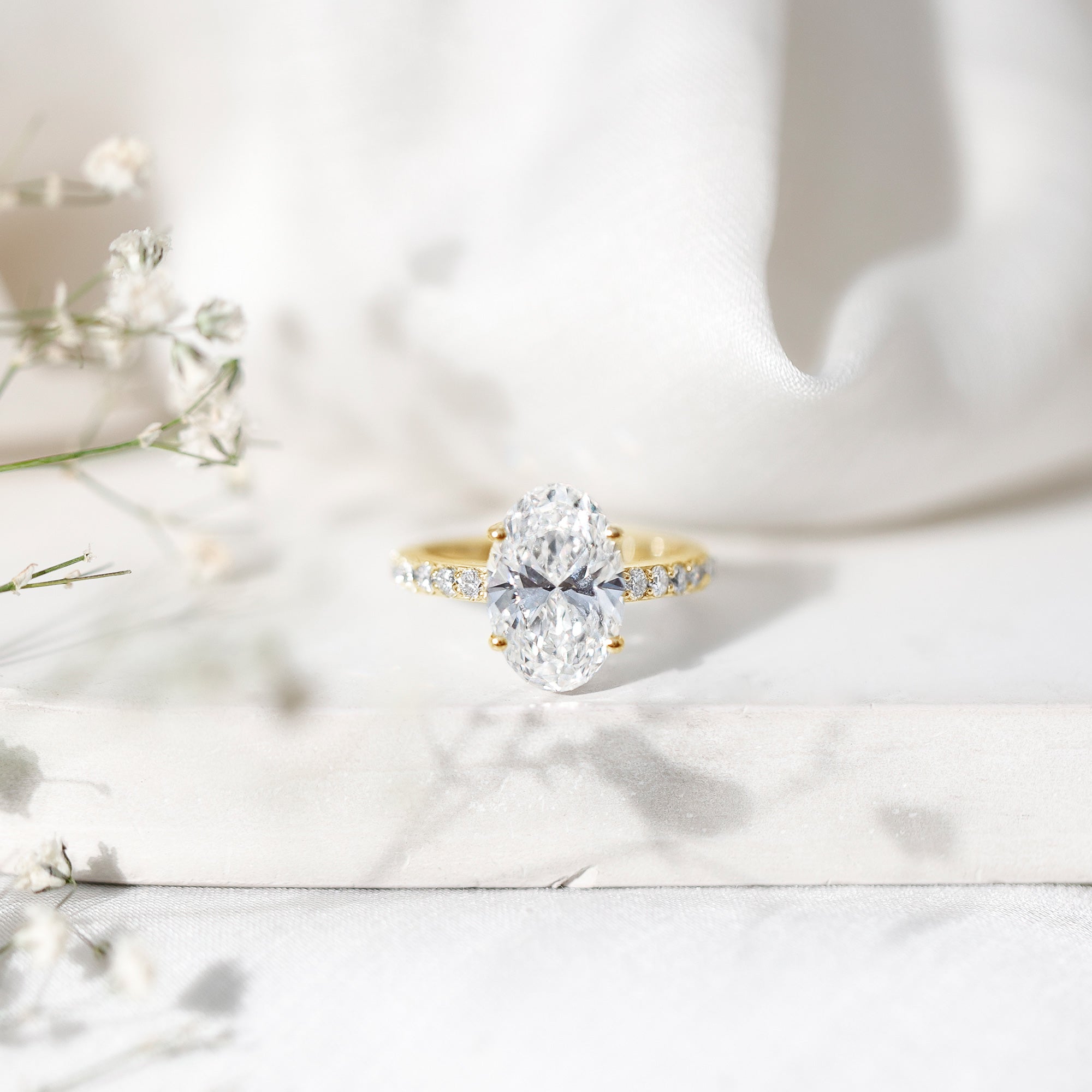 IGI Certified 4 Carat Oval Lab Grown Diamond Huge Engagement Ring Lab - ( E-VS1 ) - Rosec Jewels