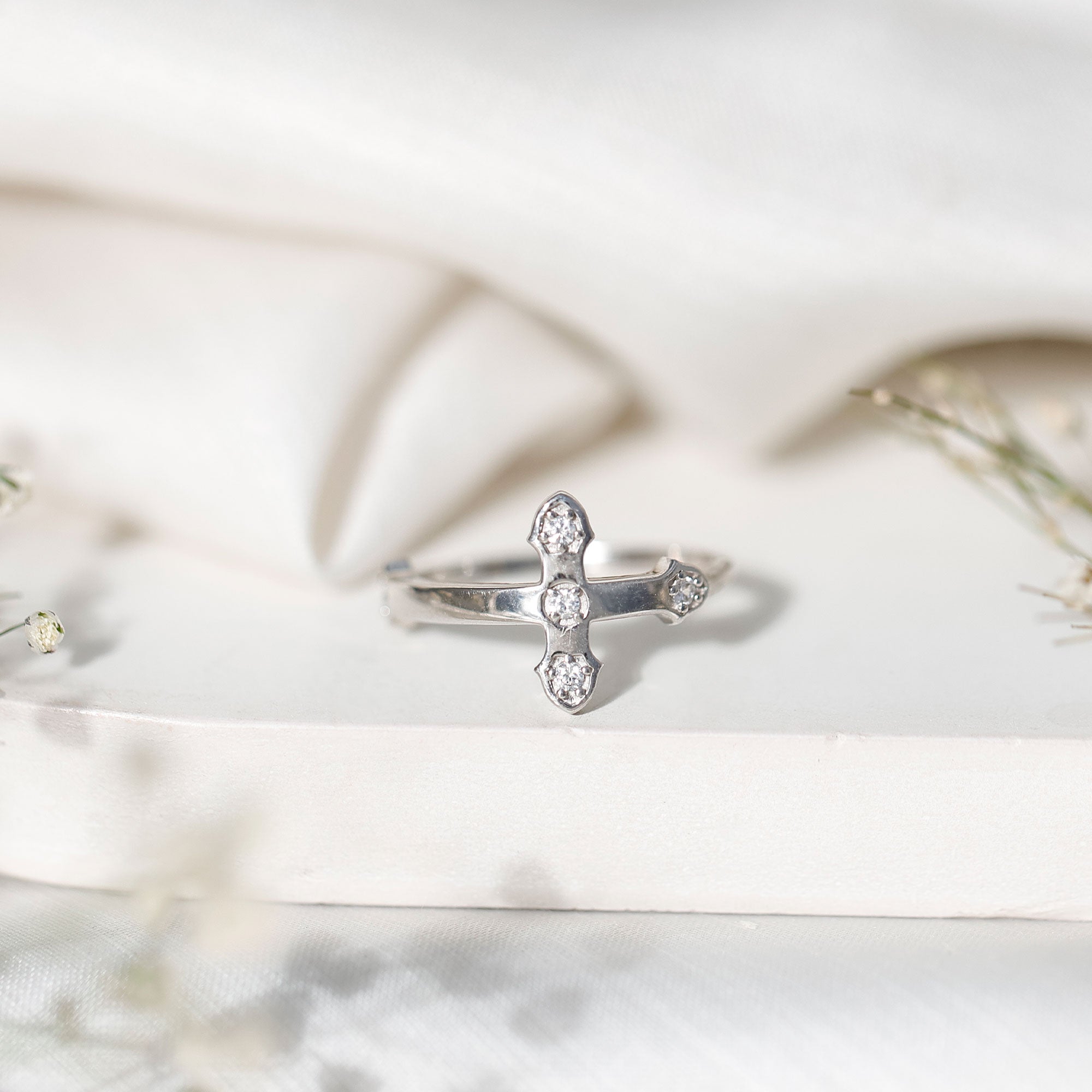 Certified Lab Grown Diamond Cross Ring Lab - ( EF-VS ) - Rosec Jewels