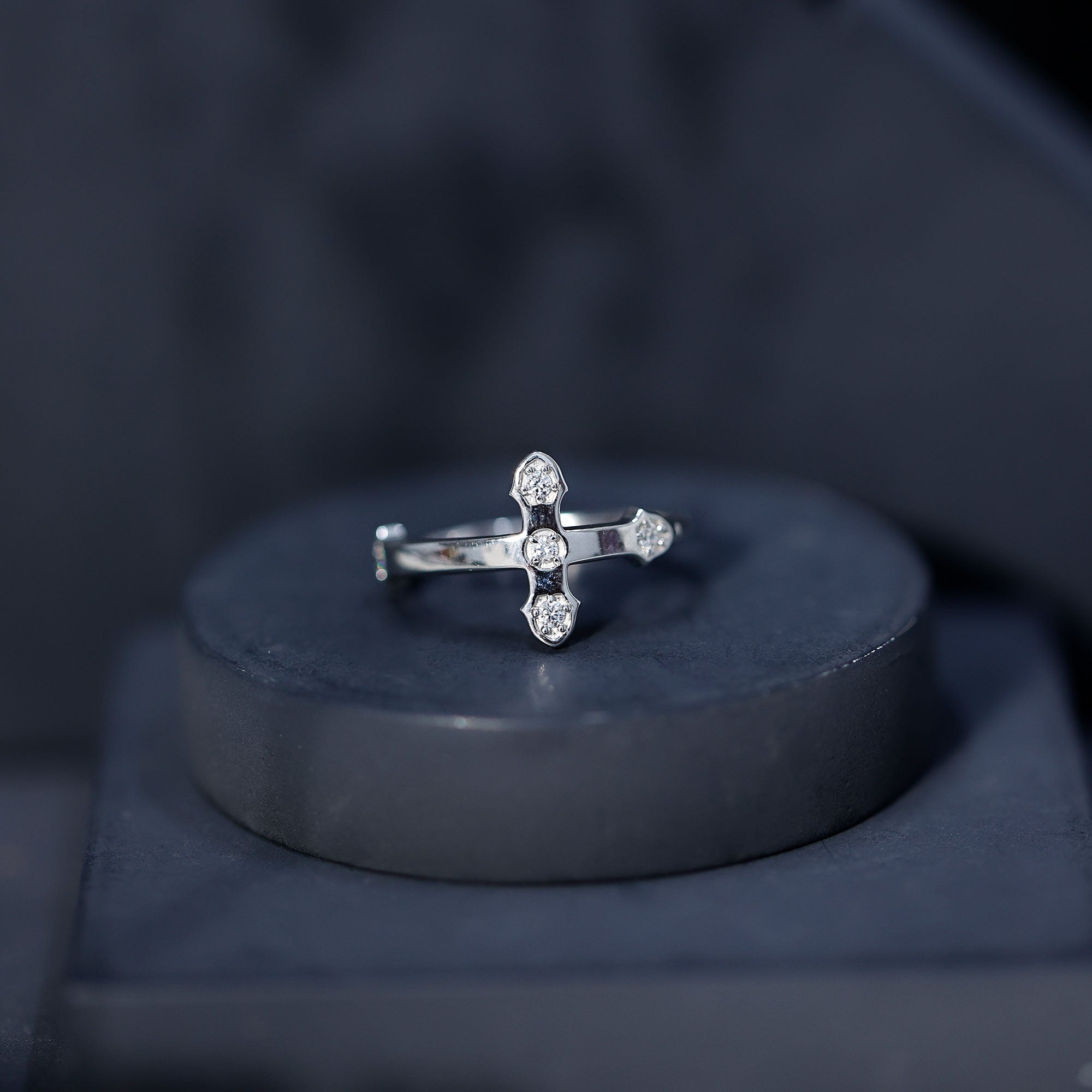 Certified Lab Grown Diamond Cross Ring Lab - ( EF-VS ) - Rosec Jewels