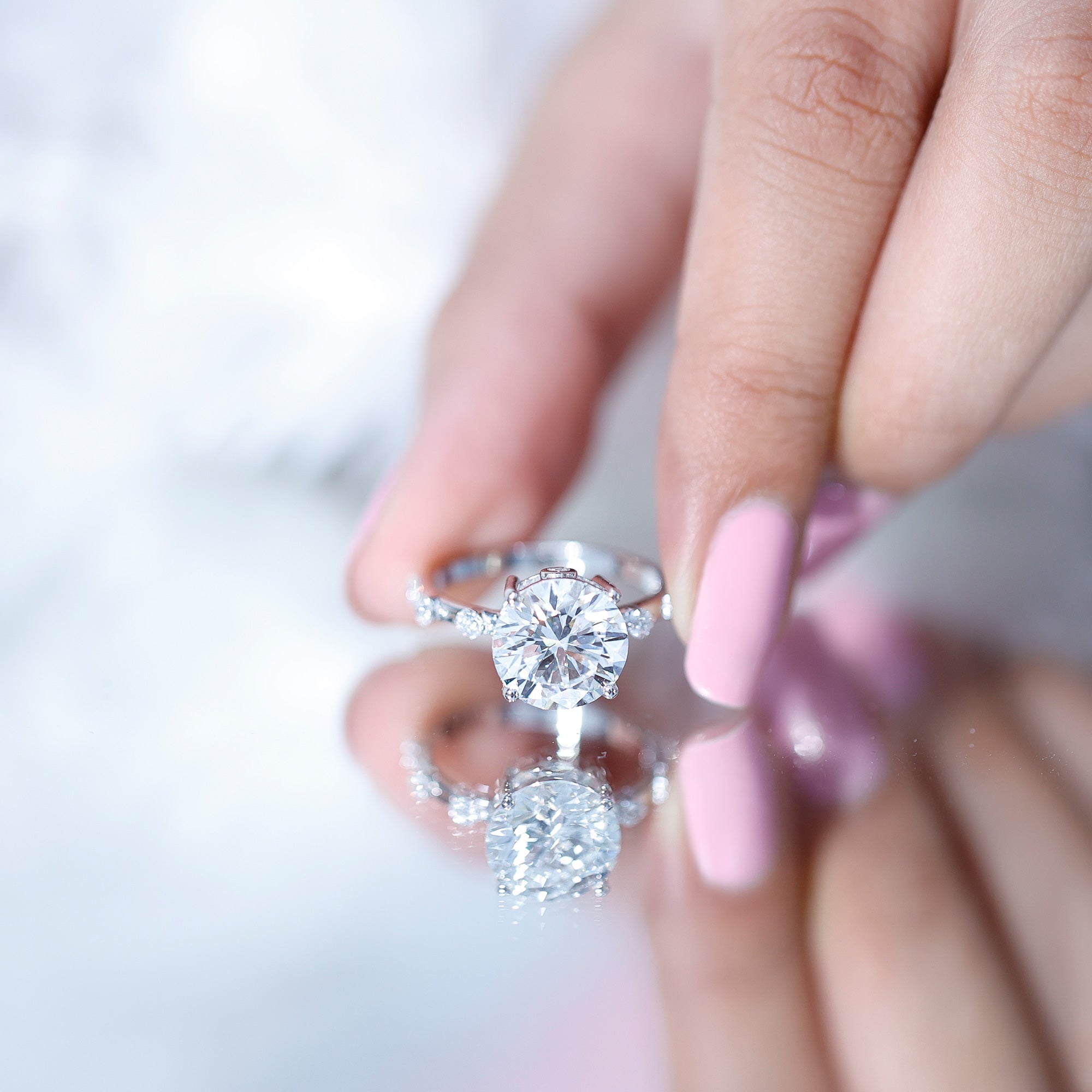 Lab Grown 4 Carat Round Diamond Solitaire Engagement Ring with IGI Certificate Lab - ( E-VS1 ) - Rosec Jewels