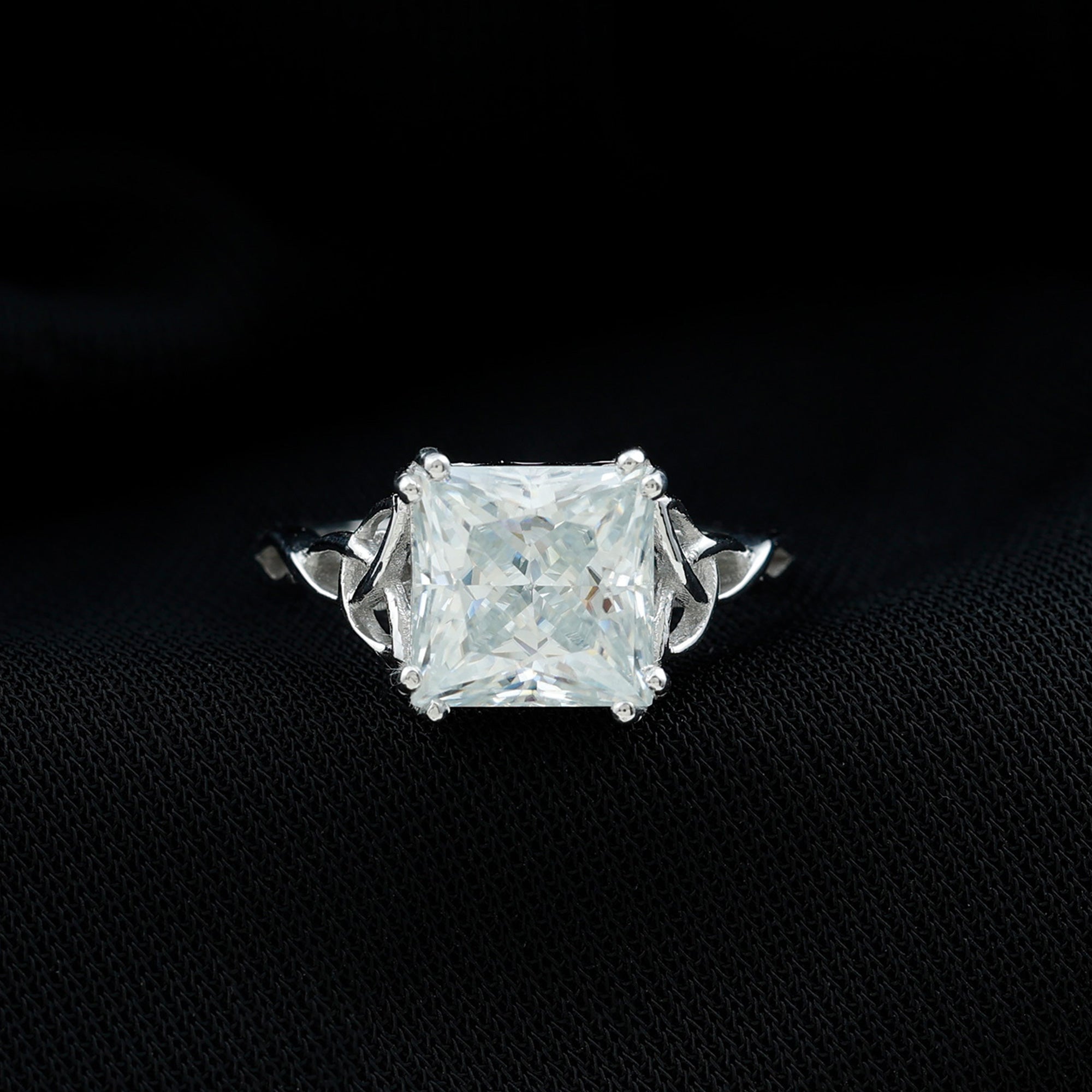 Solitaire 4 Carat Princess Cut Lab Grown Diamond Knot Engagement Ring IGI Certified Lab - ( E-VS1 ) - Rosec Jewels
