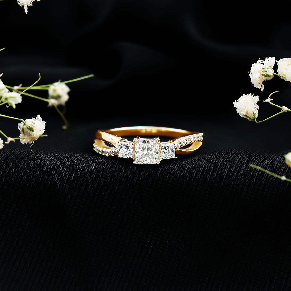 Princess Cut Moissanite Three Stone Engagement Ring D-VS1 - Rosec Jewels