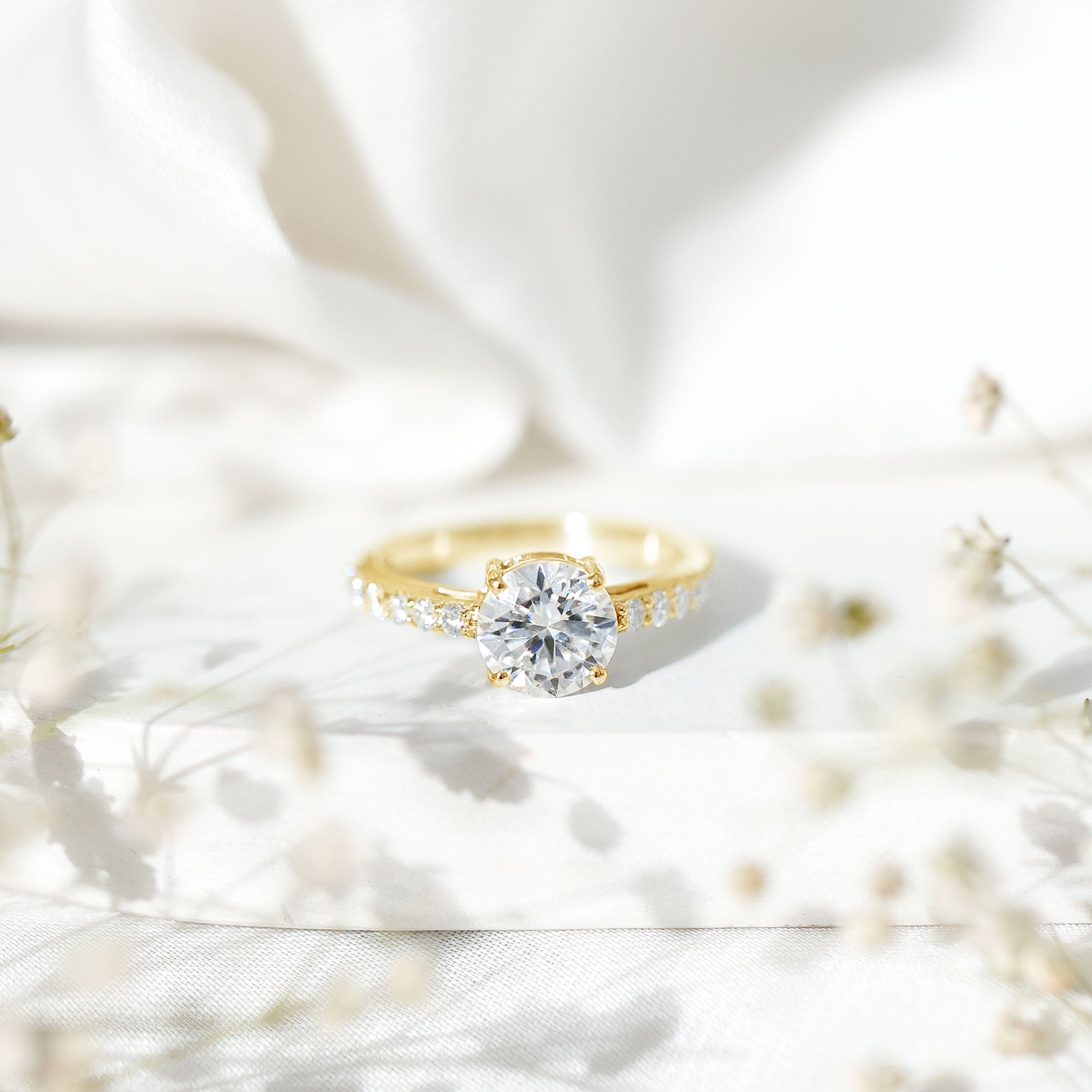 2 Carat Round Shape Moissanite Solitaire Engagement Ring with Certificate D-VS1 - Rosec Jewels