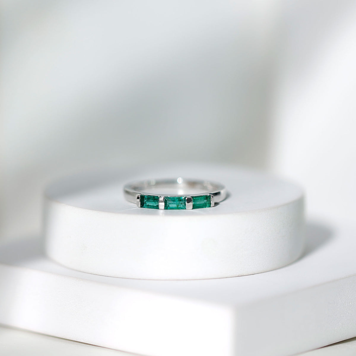 Baguette Cut Real Emerald 3 Stone Ring with Certificate AAA - Rosec Jewels