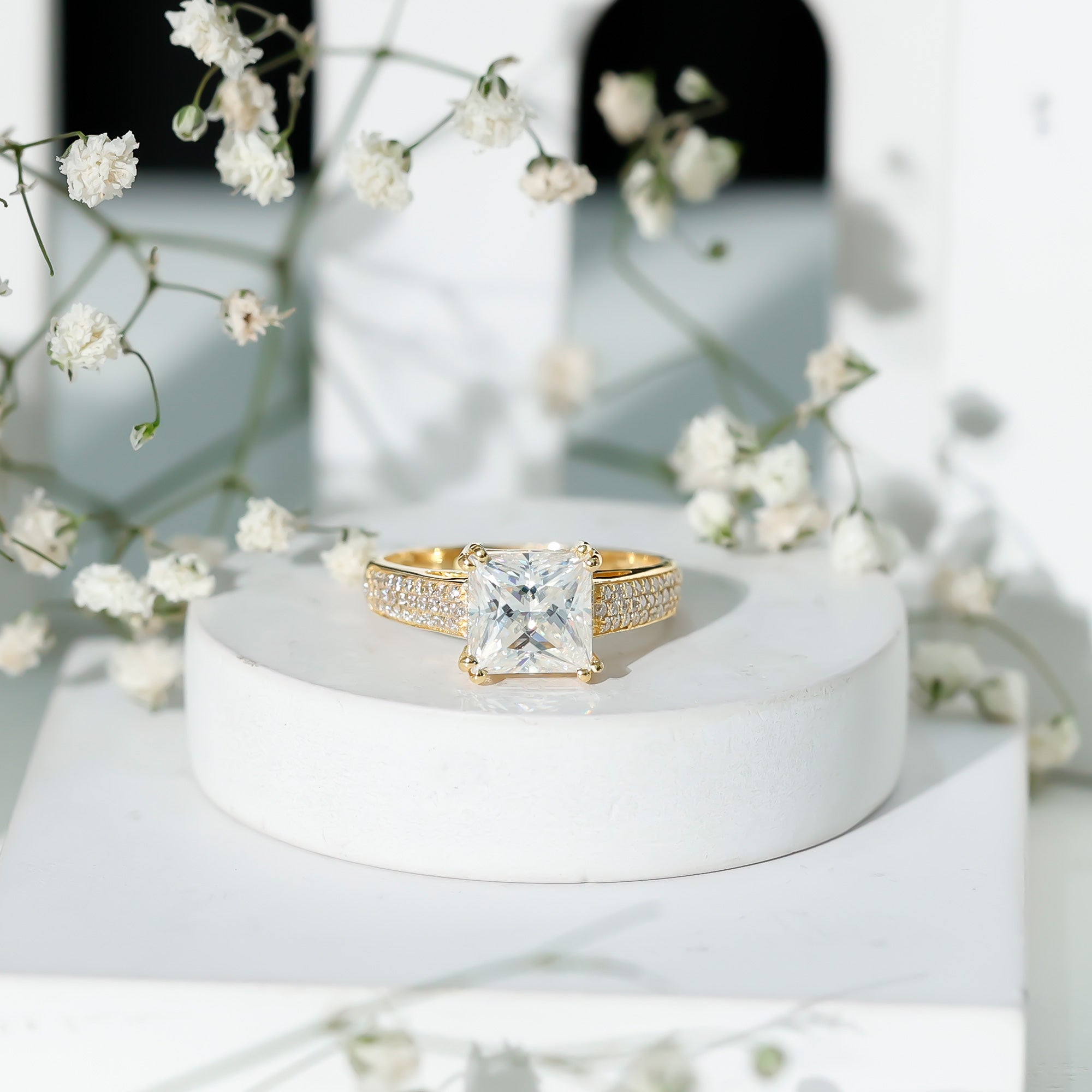 Princess Cut Moissanite Engagement Ring With Certificate D-VS1 - Rosec Jewels