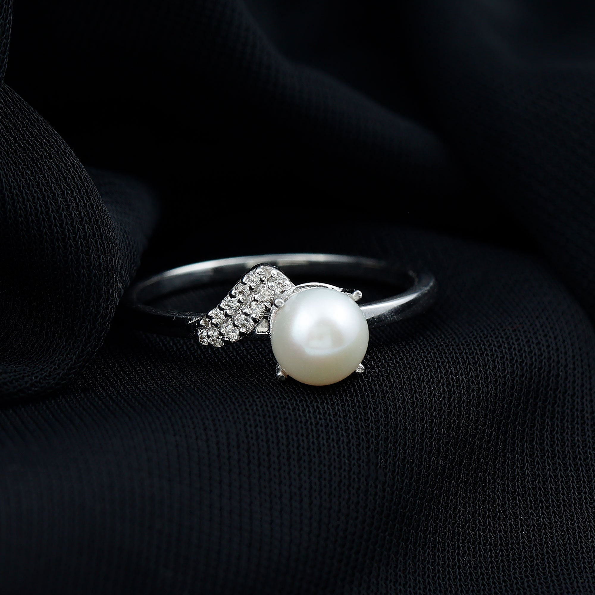 Cultured 3 Carat Freshwater Pearl Solitaire Engagement Ring with Diamond AAA - Rosec Jewels