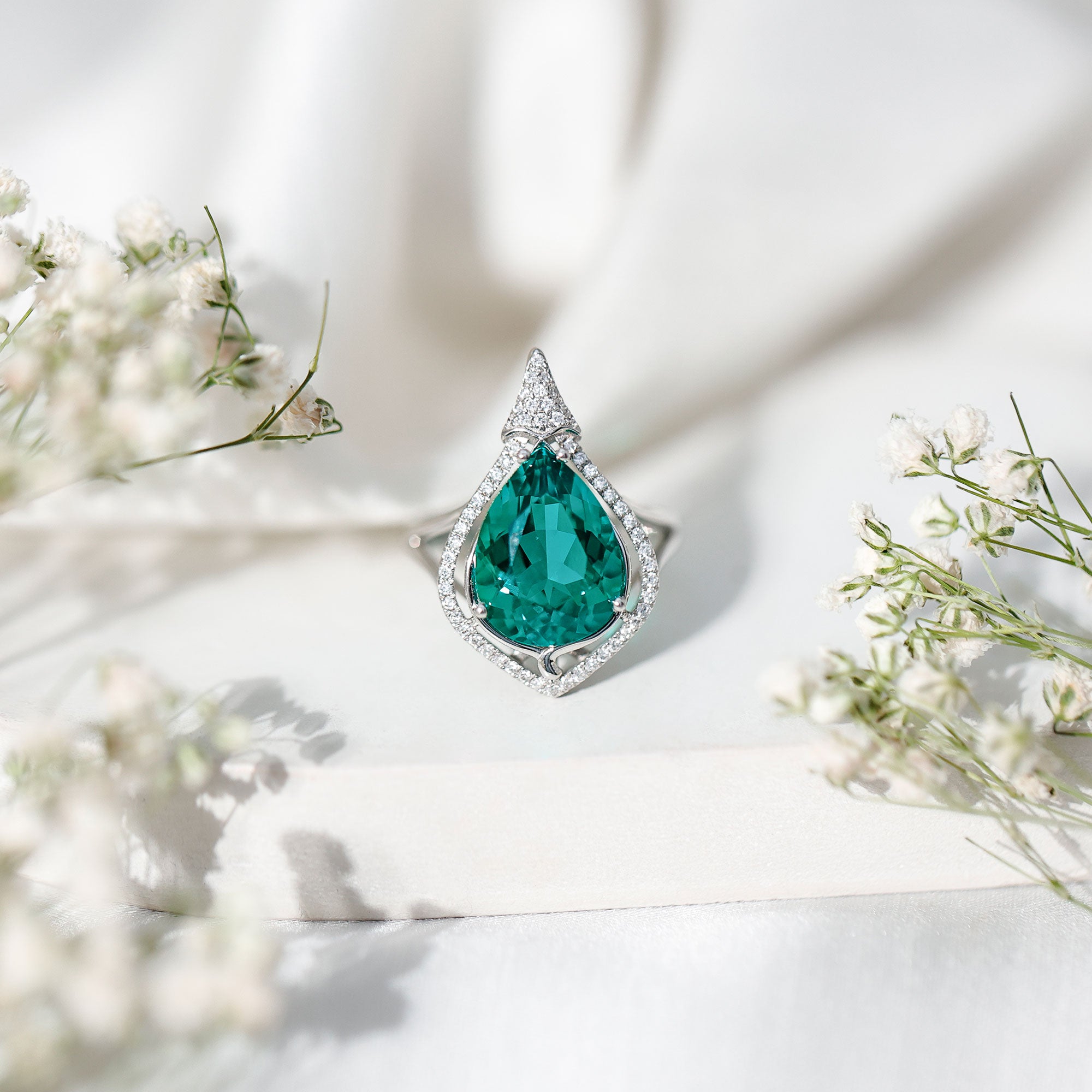 Vintage Inspired 2.5 Carat Lab Grown Emerald and Diamond Statement Engagement Ring AAAA - Rosec Jewels