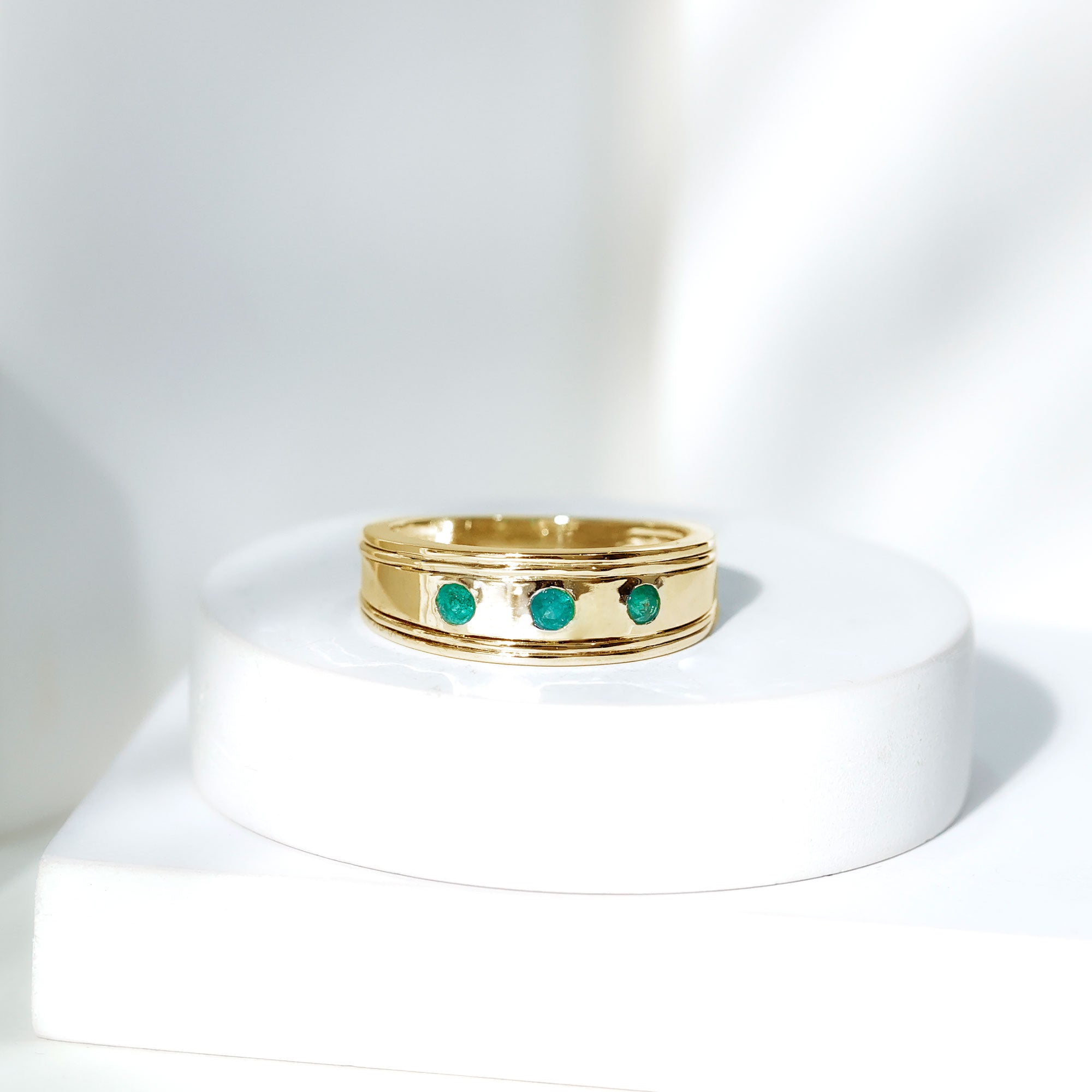 Emerald Minimal Band Ring in Gypsy Setting AAA - Rosec Jewels