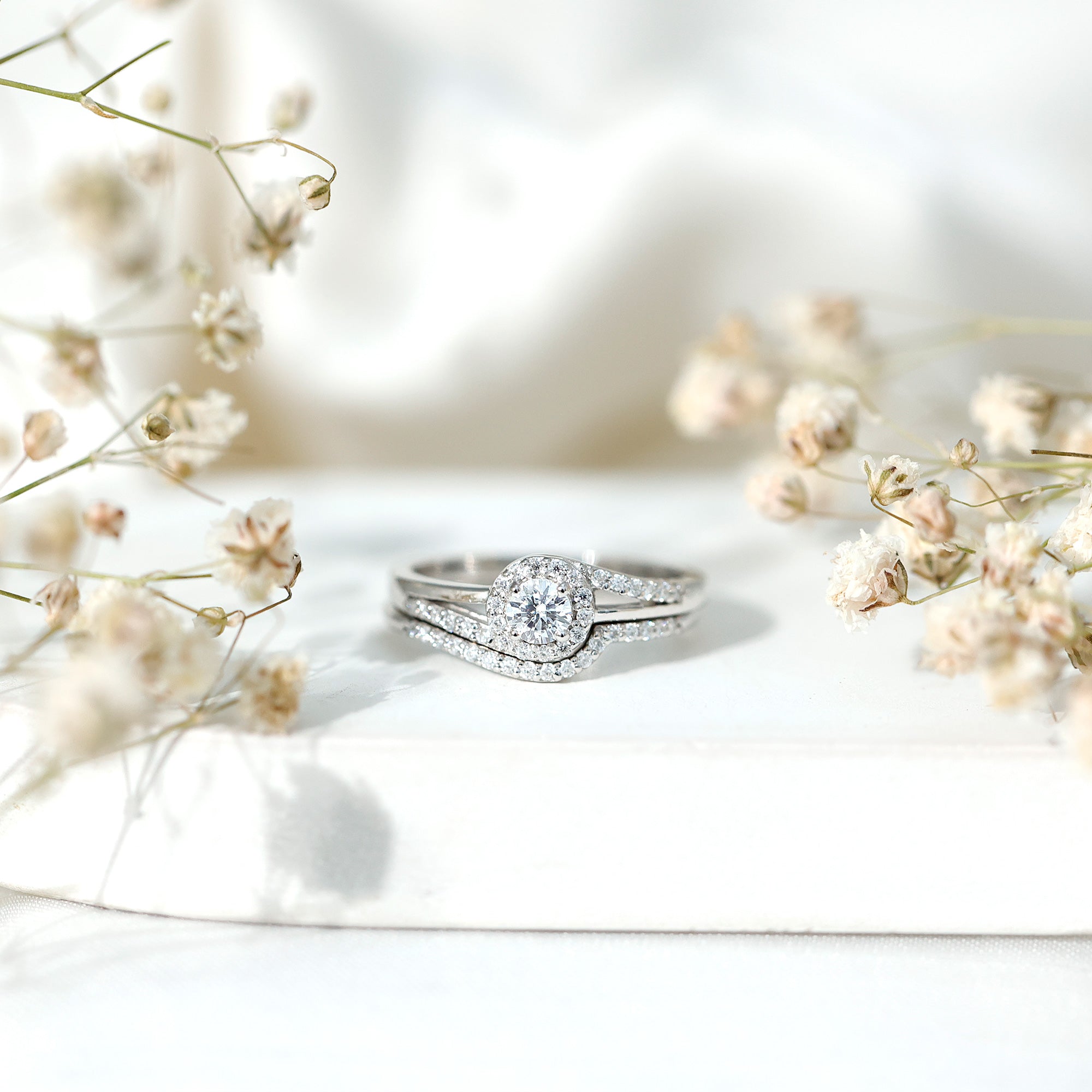 Round Moissanite Bypass Wedding Ring Set D-VS1 - Rosec Jewels
