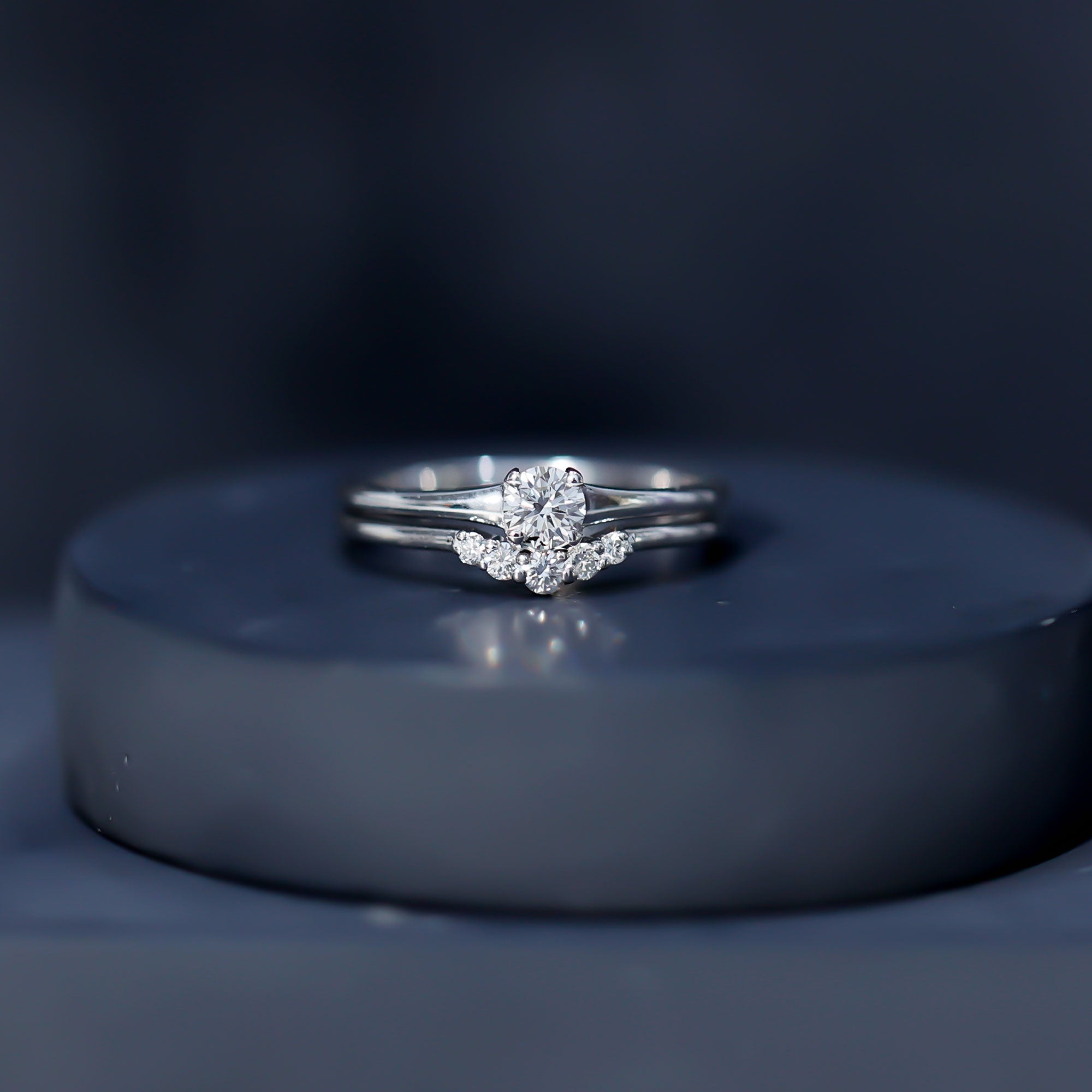 Round Cut Moissanite Engagement Ring with Wedding Band D-VS1 - Rosec Jewels