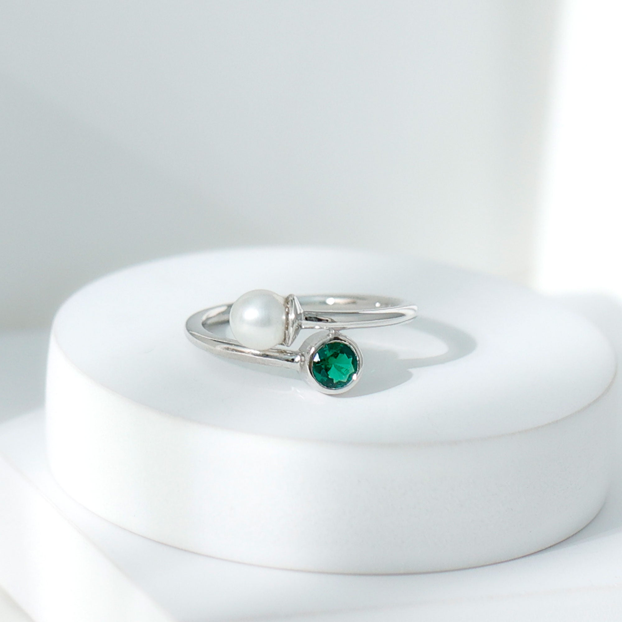 Freshwater Pearl Emerald Toi Et Moi Promise Ring AAA - Rosec Jewels