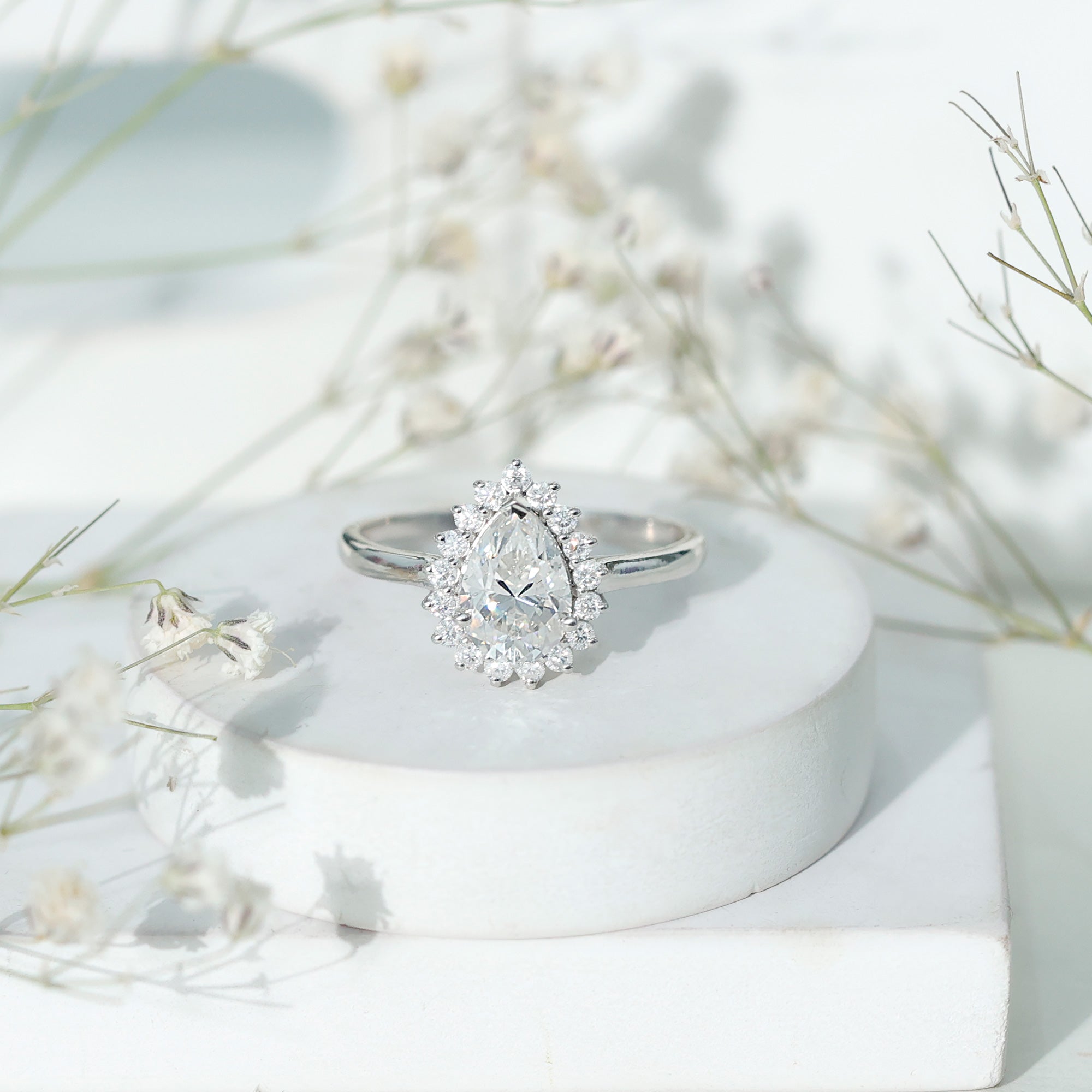 Certified Pear Cut Engagement Ring With Moissanite D-VS1 - Rosec Jewels