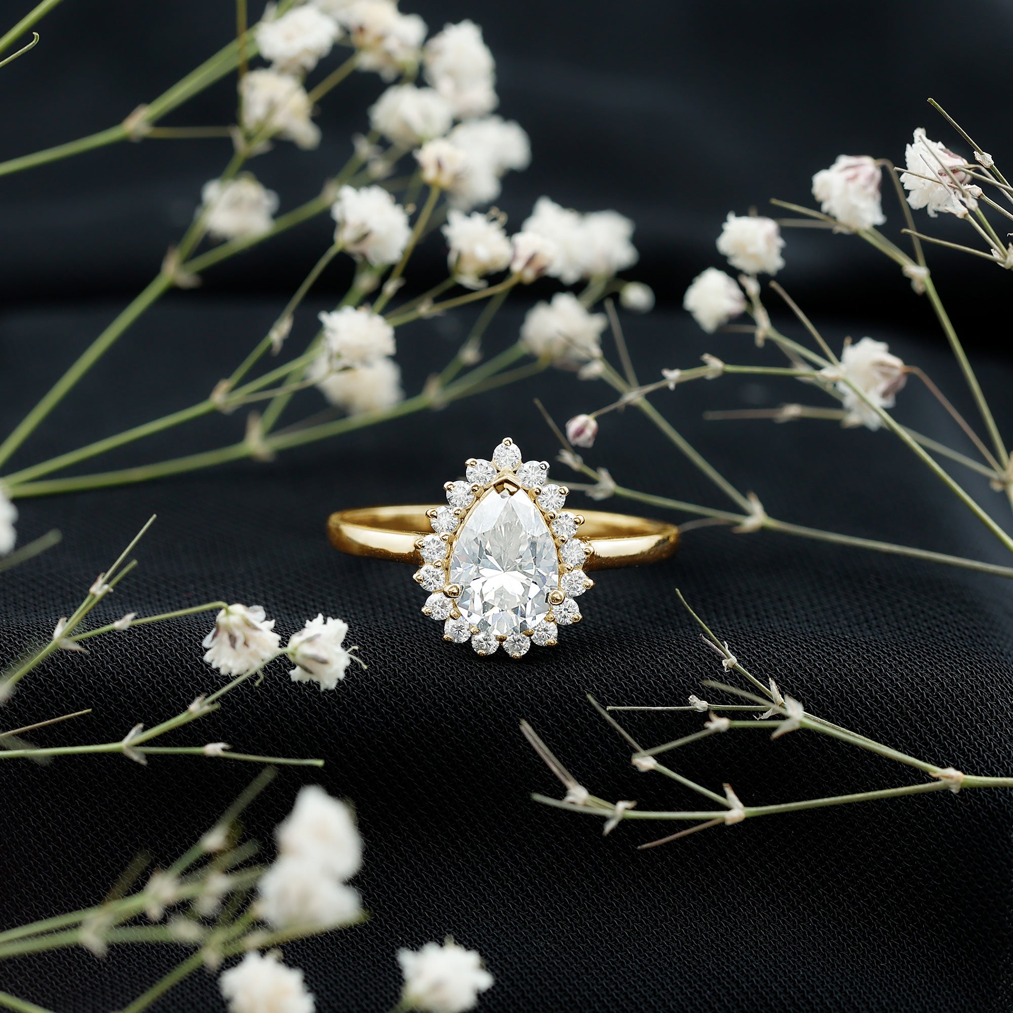 Certified Pear Cut Engagement Ring With Moissanite D-VS1 - Rosec Jewels