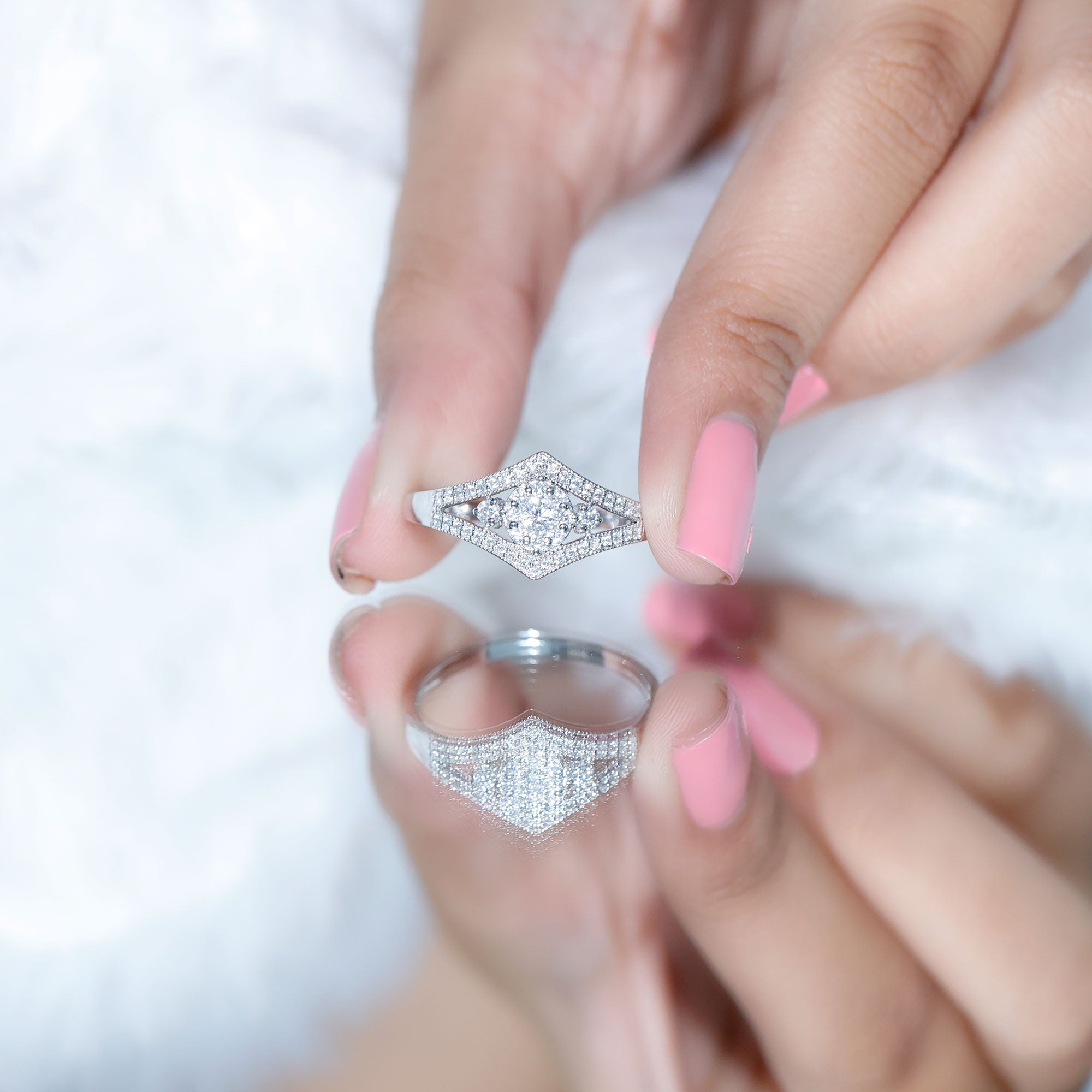 Round Diamond Vintage Ring in illusion Setting Natural - ( HI-SI ) - Rosec Jewels