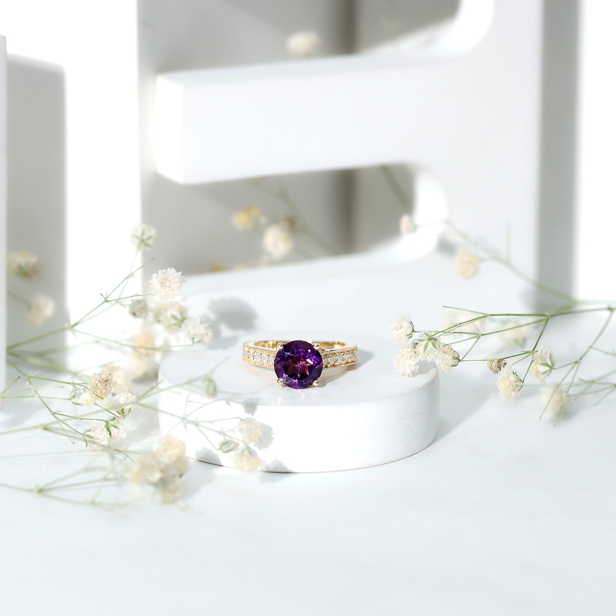 2.25 CT Round Amethyst Solitaire Engagement Ring with Moissanite Accents AAA - Rosec Jewels
