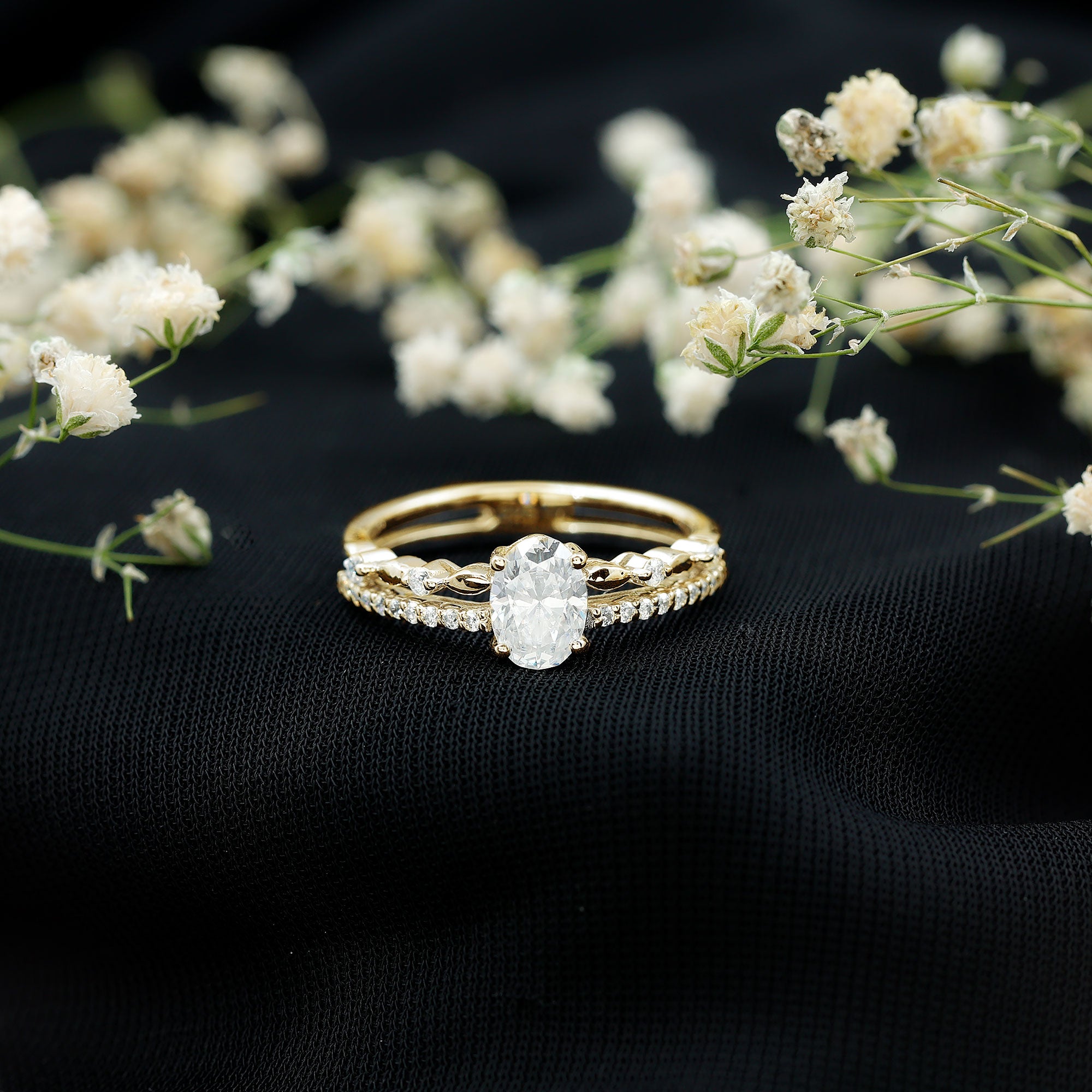 Oval Cut Moissanite Engagement Ring For Women D-VS1 - Rosec Jewels