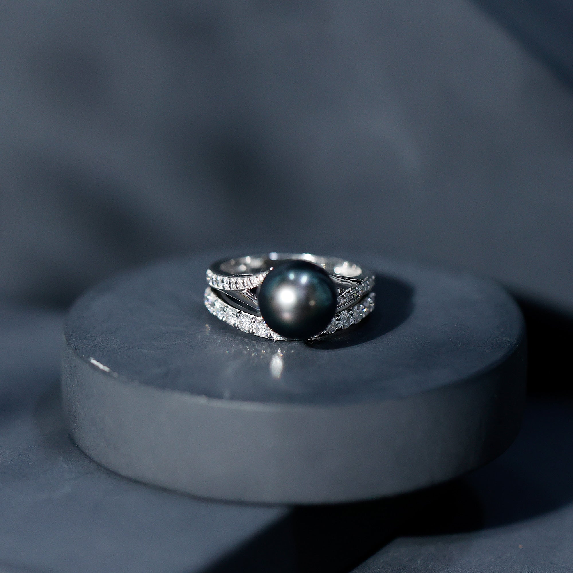 Designer Tahitian Black Pearl Wedding Ring Set with Moissanite AAA - Rosec Jewels
