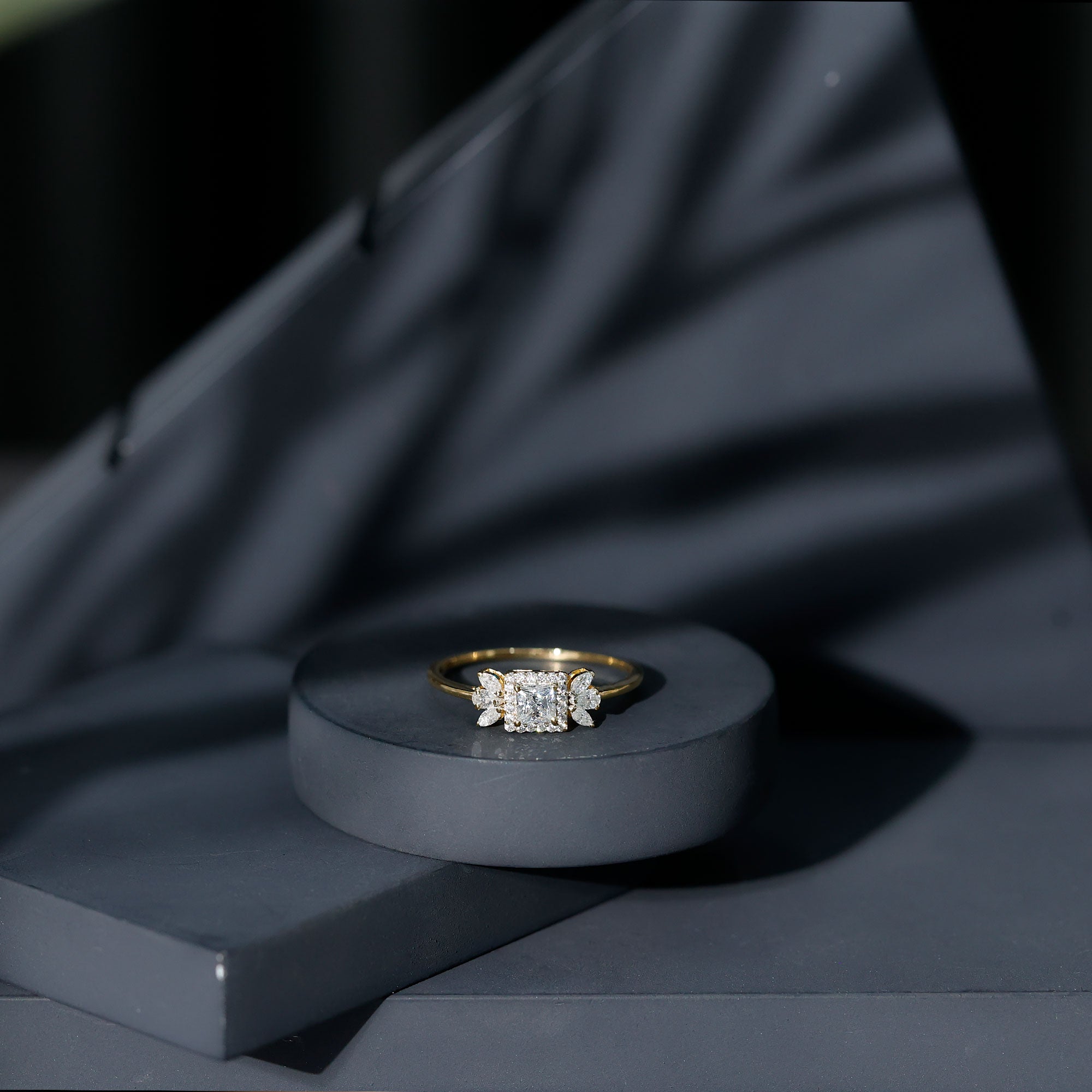 Princess Cut Moissanite Halo Engagement Ring with Certificate D-VS1 - Rosec Jewels