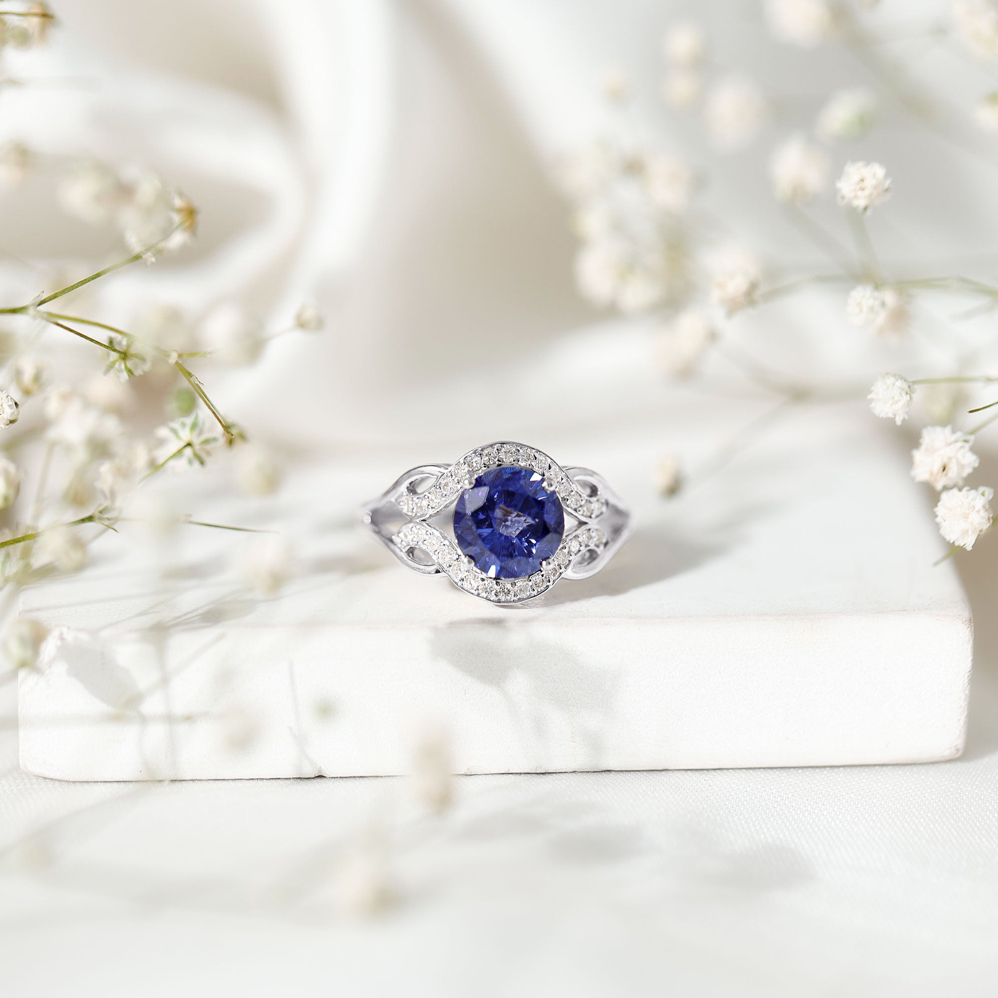 Certified Lab Grown Blue Sapphire Antique engagement ring with Diamond AAAA - Rosec Jewels