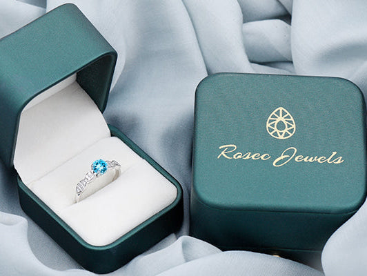 9 Best Blue Topaz Engagement Rings That You Must Buy for Her
