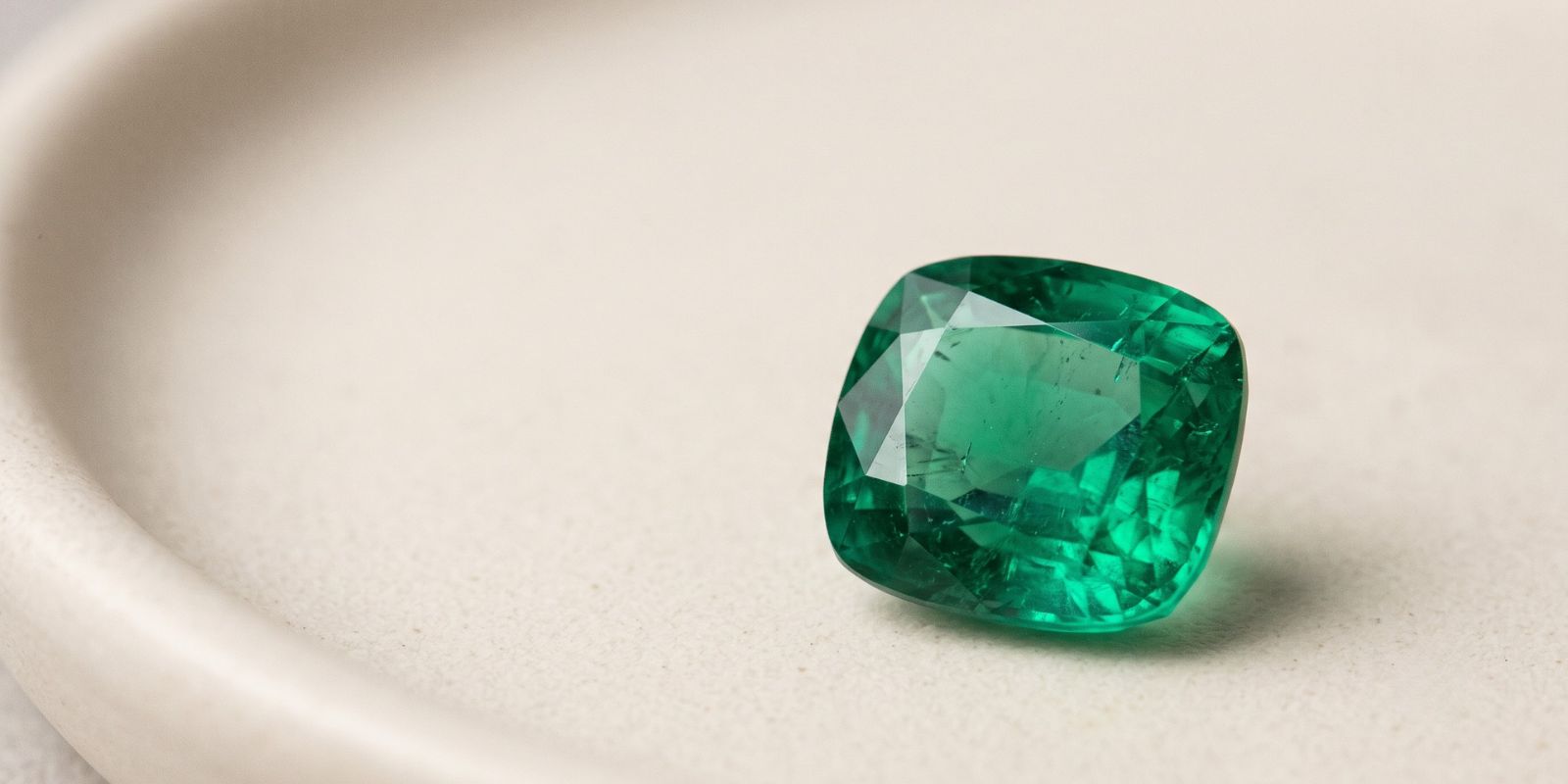 What Color Are Emeralds? True Emerald Green Color Explained