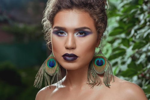 Vibrant Gemstones Lead Jewelry Trends in 2026 with Rich Greens, Blues, and Bold Statements